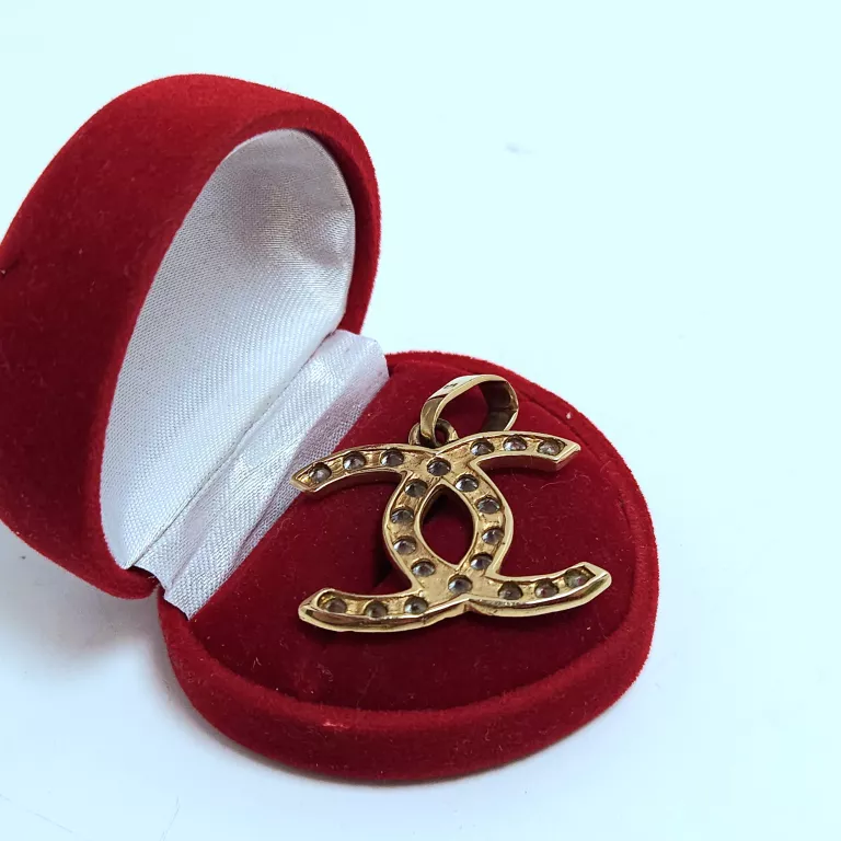 niesamowita-zlota-zawieszka-p585-522-g-material-15835-2