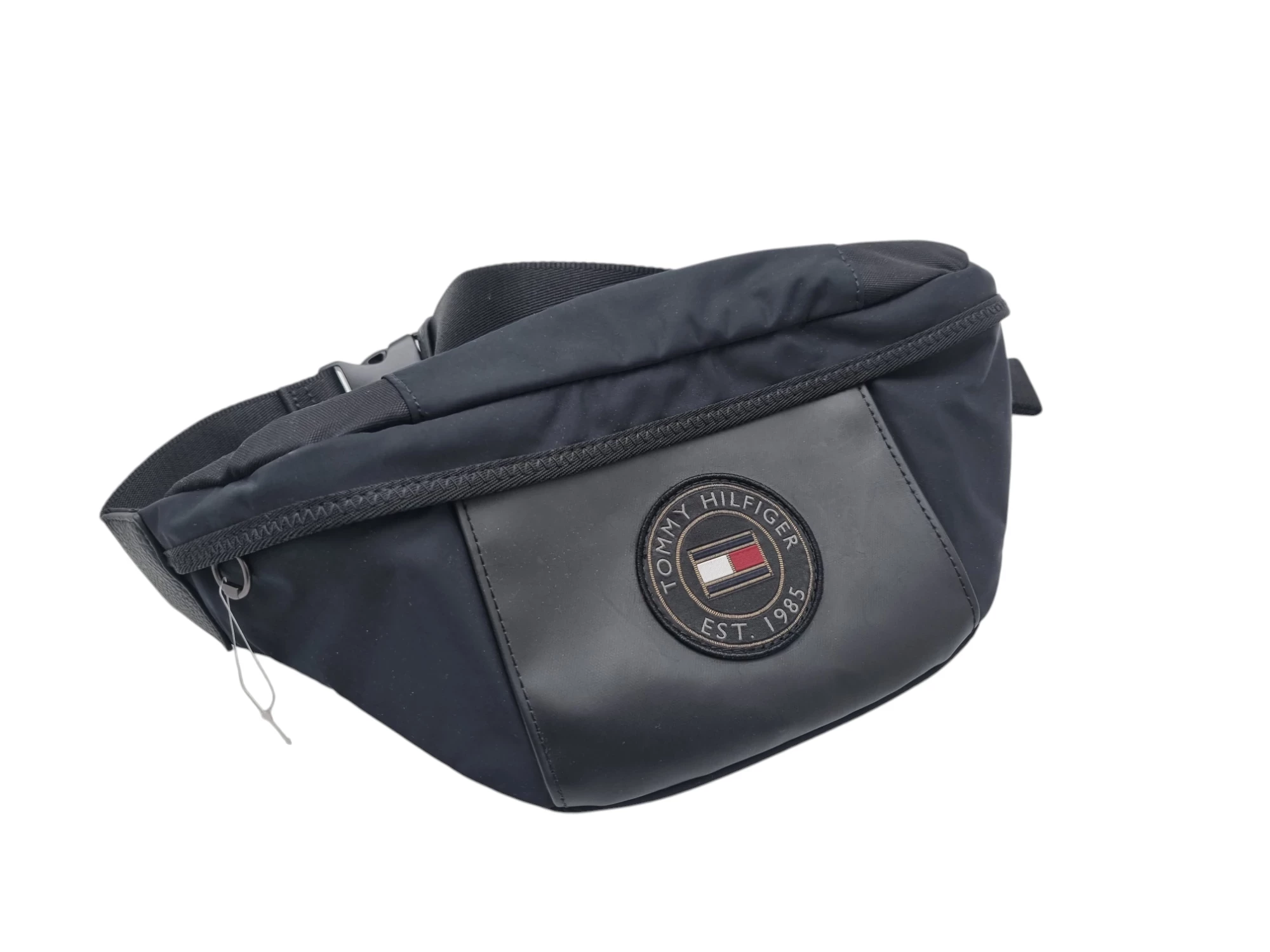 saszetka-biodrowa-nerka-tommy-hilfiger-ean-gtin-8721222629566