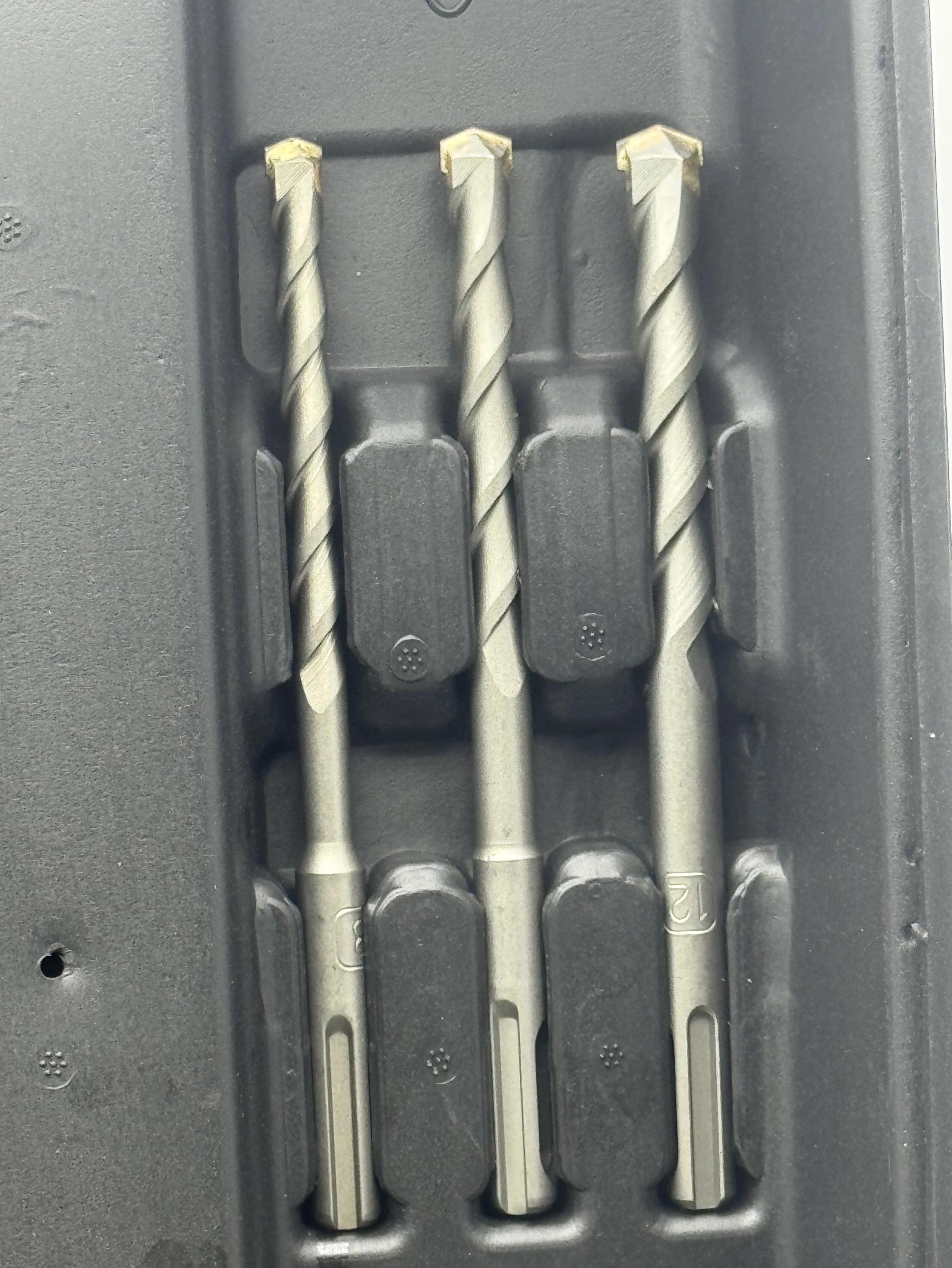 mlotowiertarka-macallister-msrh1250-1250w-w-walizce-maksymalna-moc-125000