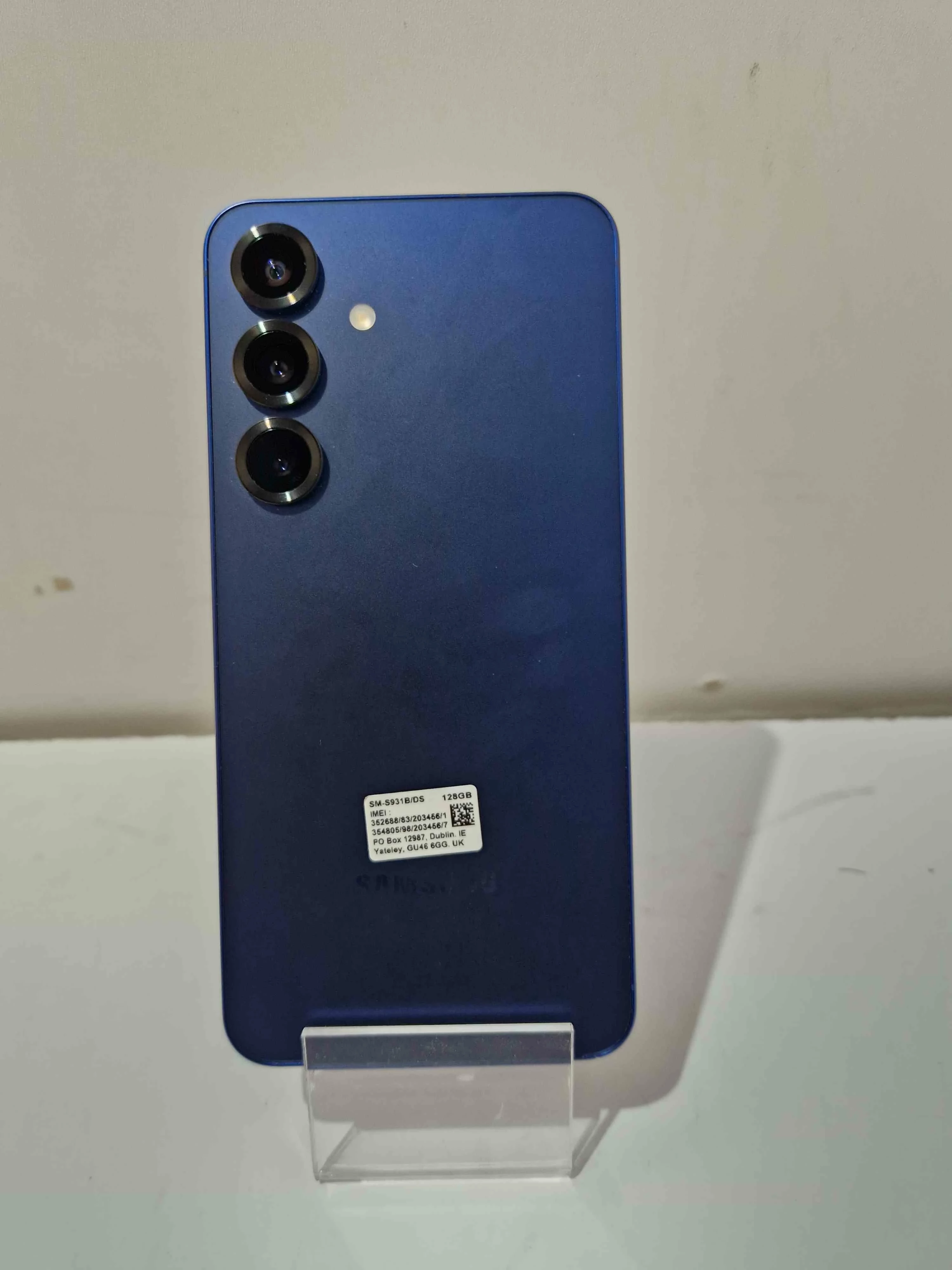 telefon-samsung-galaxy-s25-128gb-super-stan-z-wolnego-rynku-przekatna-ekranu-620