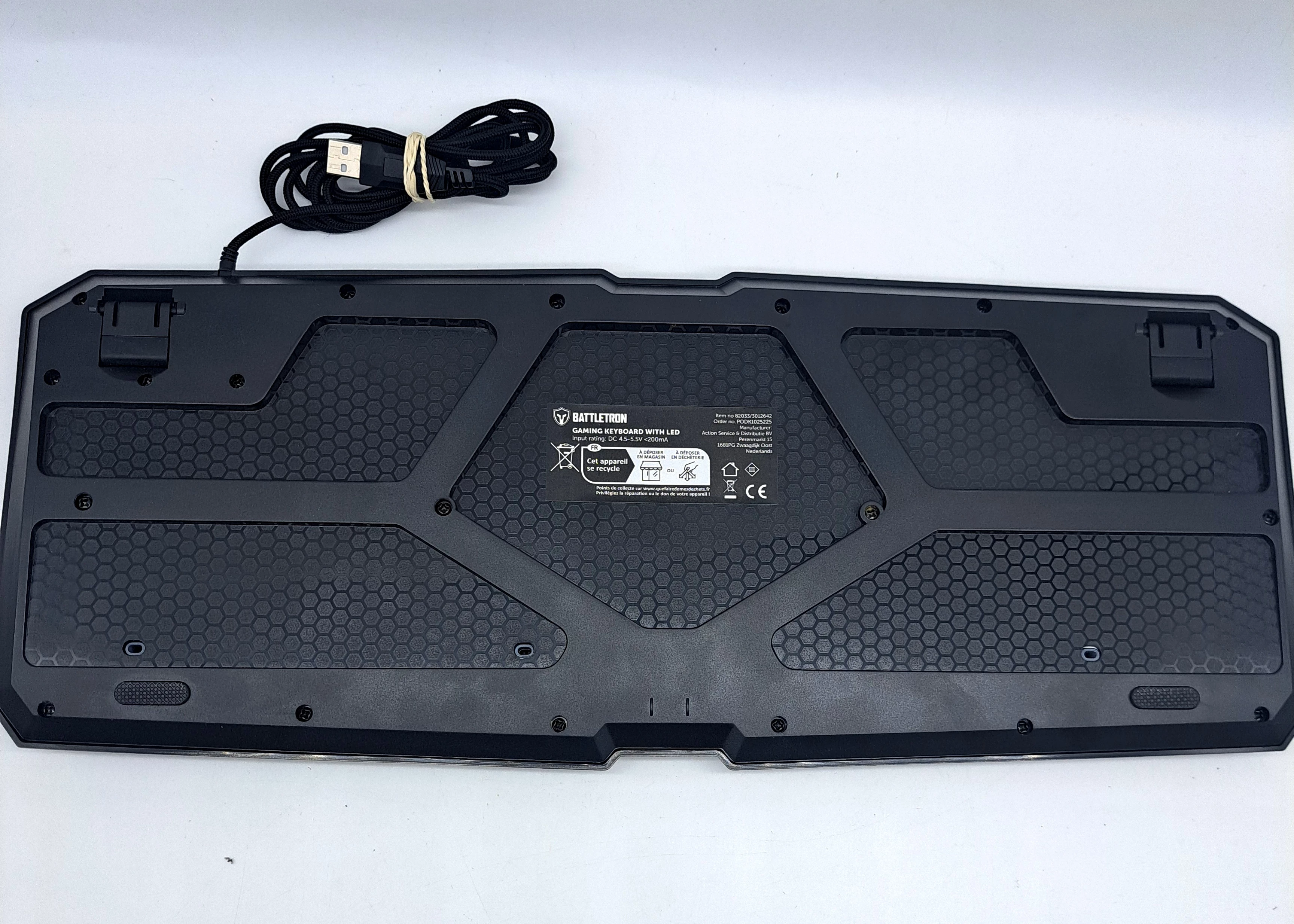 klawiatura-przewodowa-battletron-ean-gtin-5709386820336