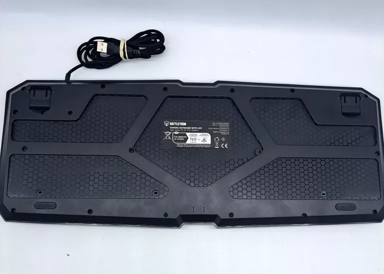 klawiatura-przewodowa-battletron-ean-gtin-5709386820336