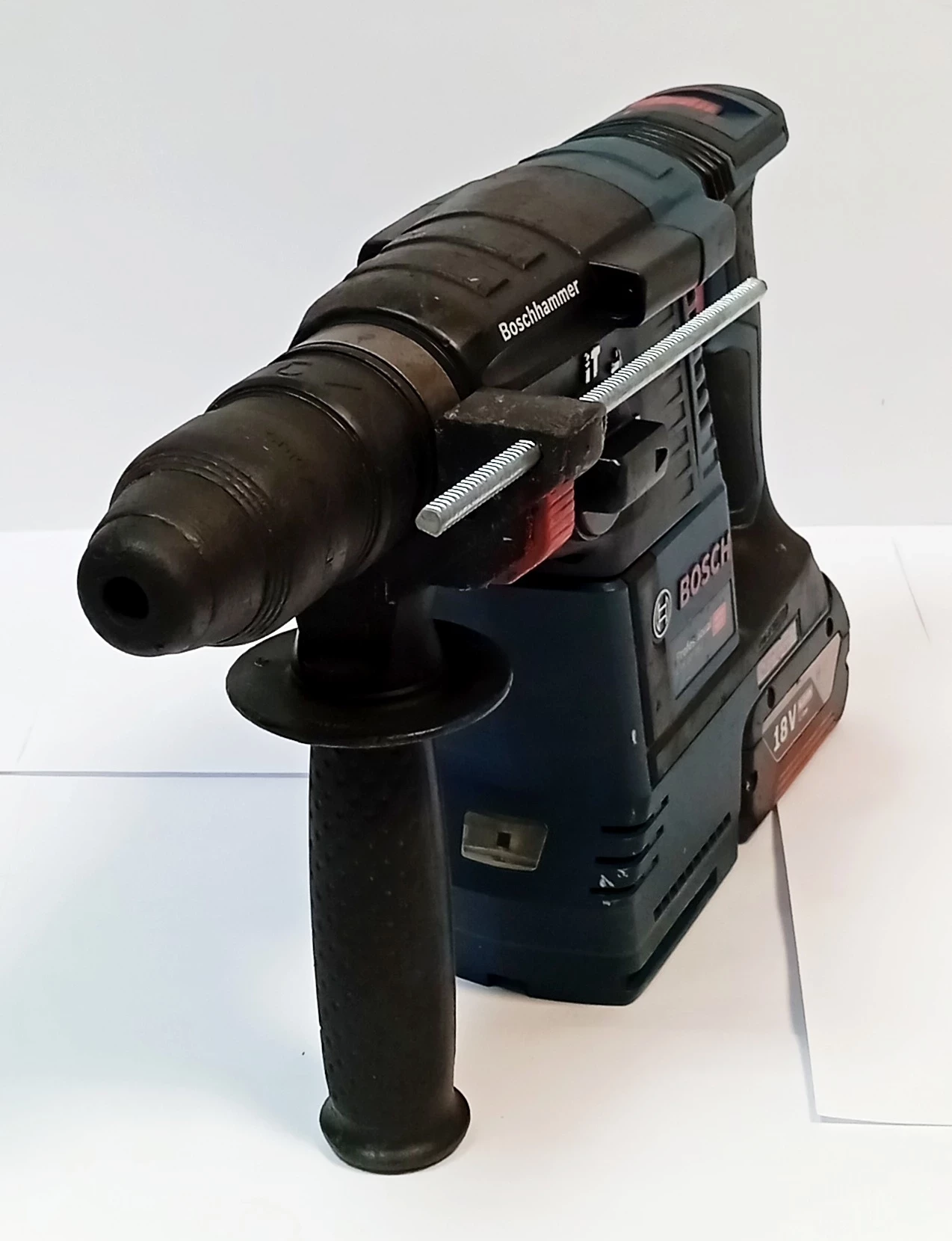 mlotowiertarka-bosch-professional-gbh-18v-26-f-komplet-stan-11323-2