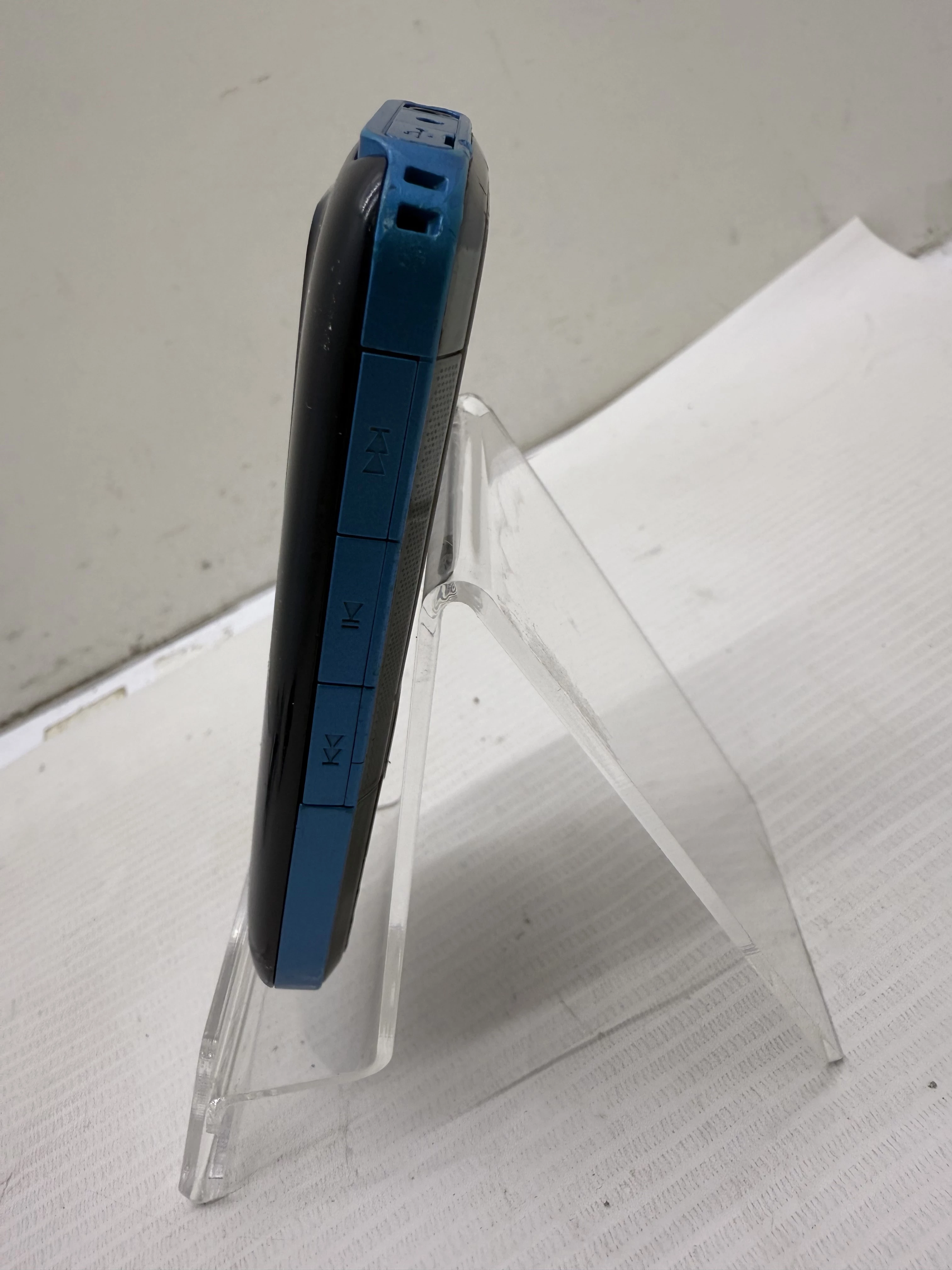 telefon-nokia-xpress-music-lad-przekatna-ekranu-200