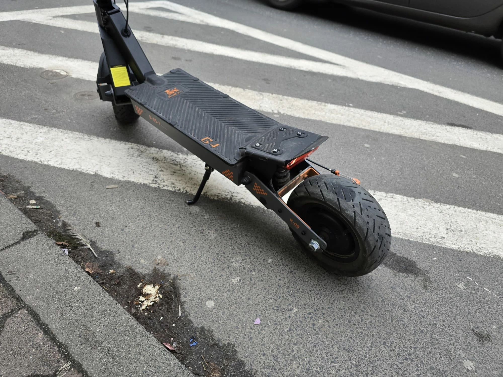 elektryczna-kukirin-g4-przebieg-1445km-moc-silnika-240000