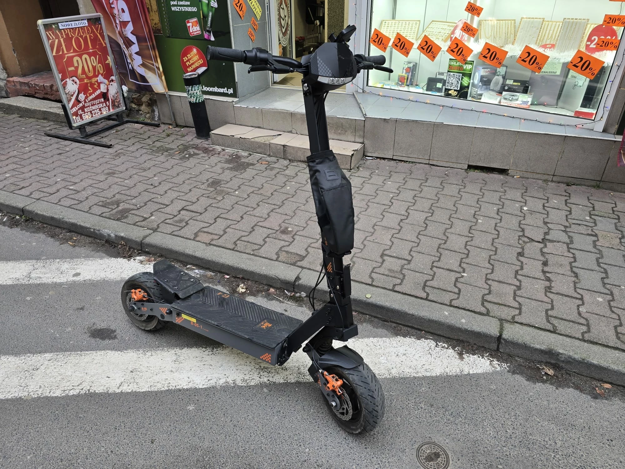 elektryczna-kukirin-g4-przebieg-1445km-waga-3551