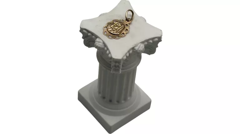 delikatna-zlota-zawieszka-matka-boska-096g-pr585-14k-stan-11323-2