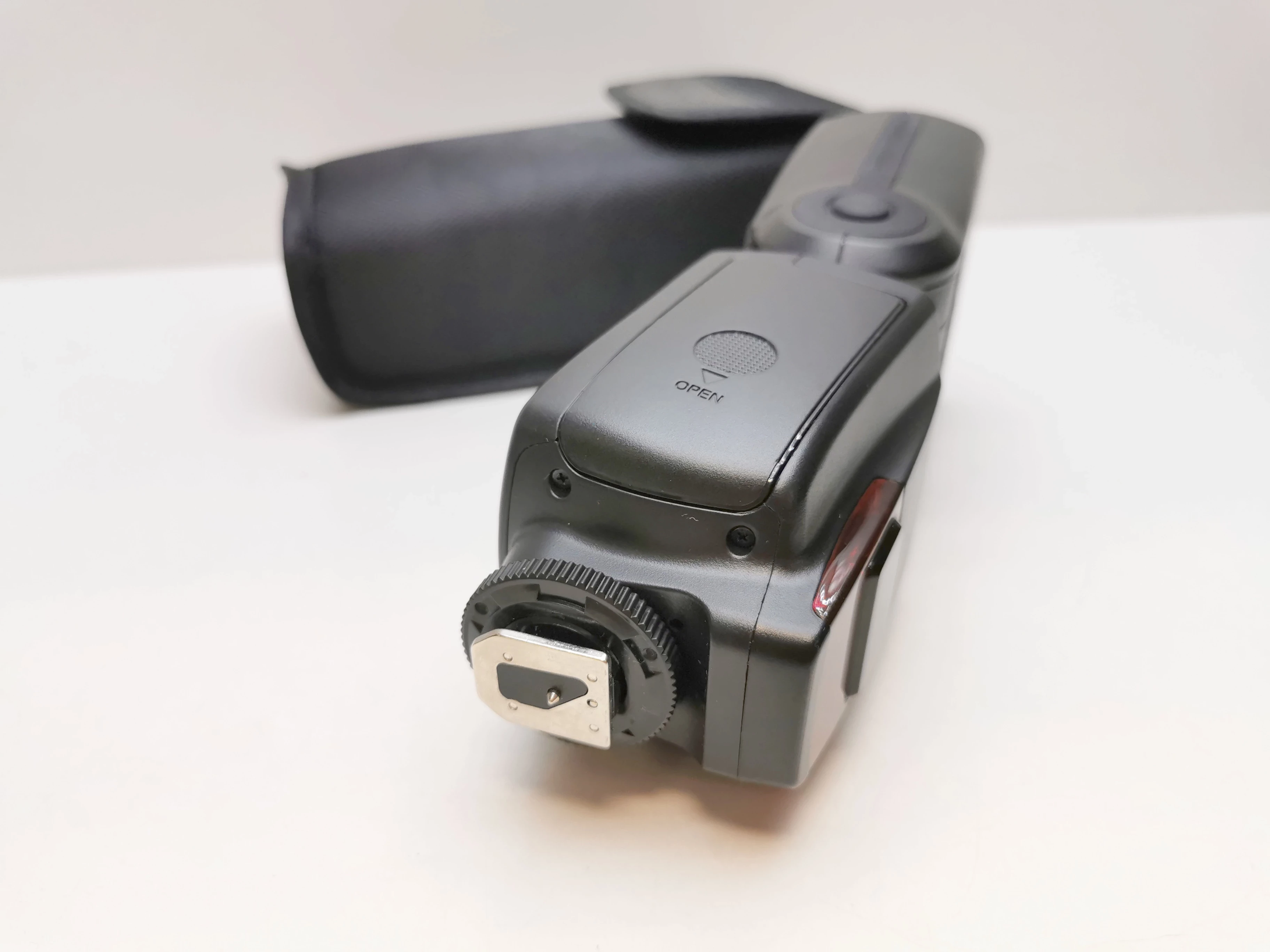 lampa-blyskowa-yongnuo-yn-560ii-liczba-przewodnia-dla-iso-100-58