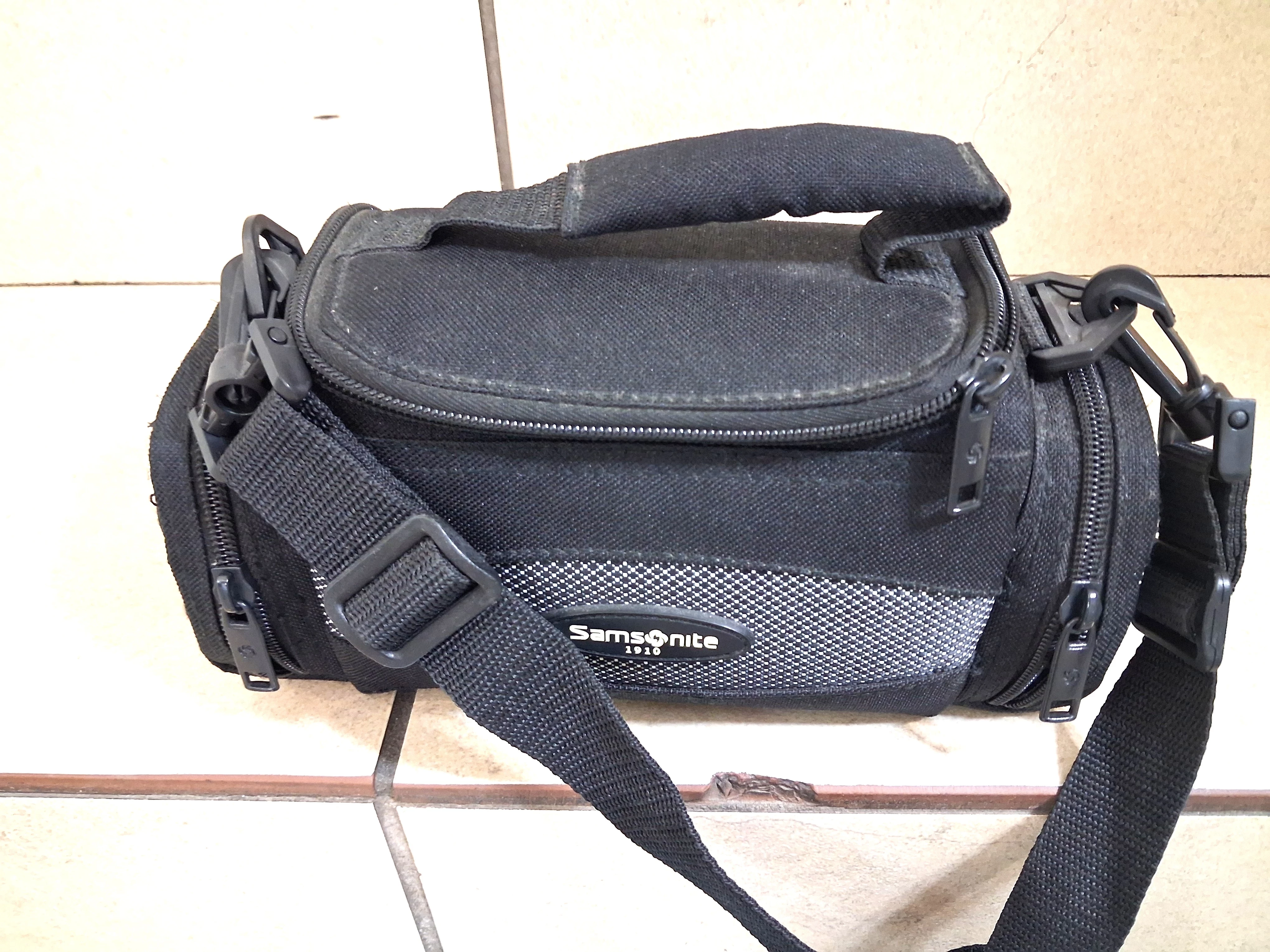 kamera-cyfrowa-sony-dcr-src8e-ean-gtin-4905524489217