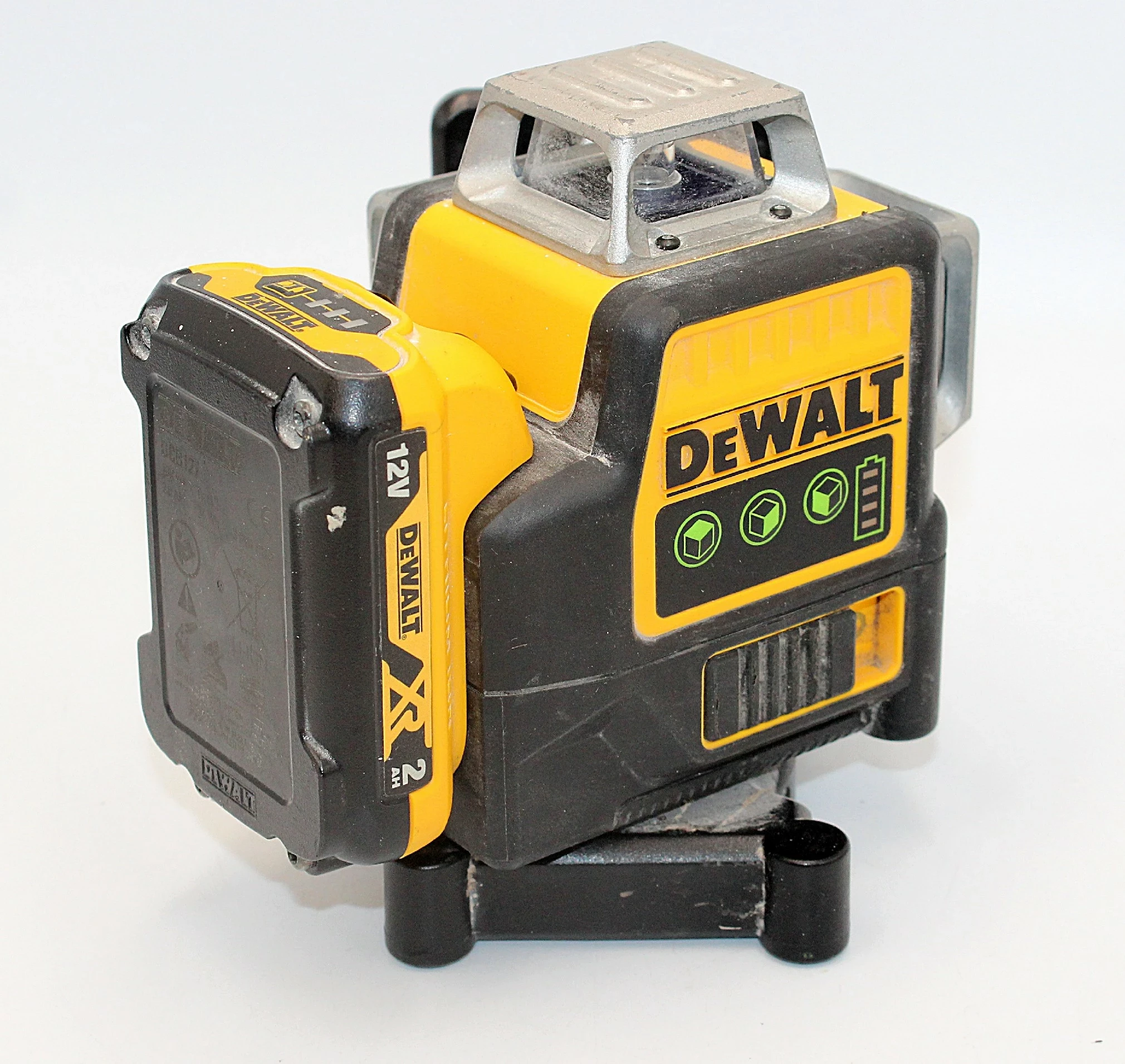 akumulatorowy-laser-krzyzowy-dewalt-dce089g-zielona-wiazka-kod-producenta-dce089g