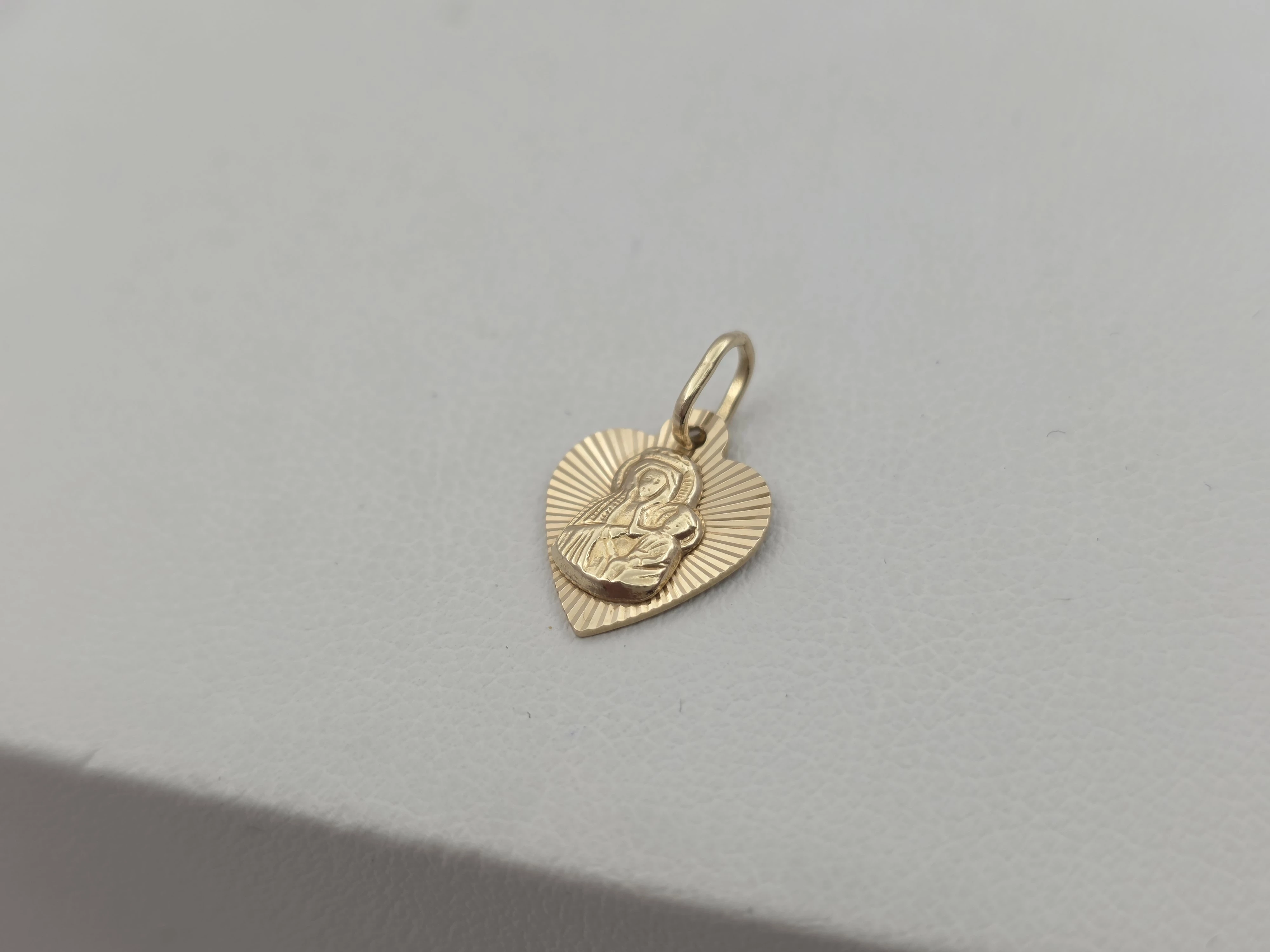 zlota-zawieszka-medalik-585-14k-074g-kamien-17088-524288