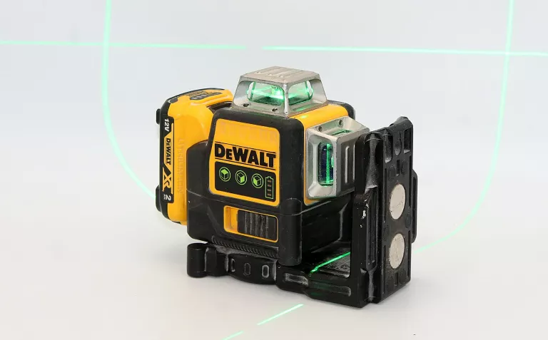akumulatorowy-laser-krzyzowy-dewalt-dce089g-zielona-wiazka-ean-gtin-5035048733790