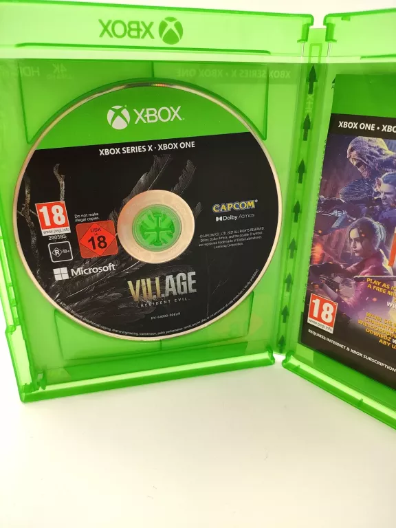 gra-xbox-one-resident-evil-village-stan-11323-2