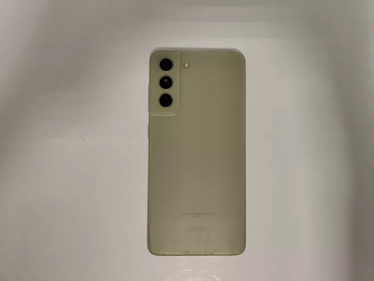 samsung-galaxy-s21-fe-5g-6128gb-oliwkowy-stan-11323-2