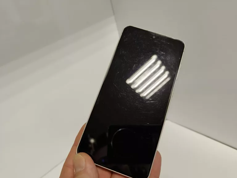 samsung-galaxy-s21-fe-5g-6128gb-oliwkowy-przekatna-ekranu-640