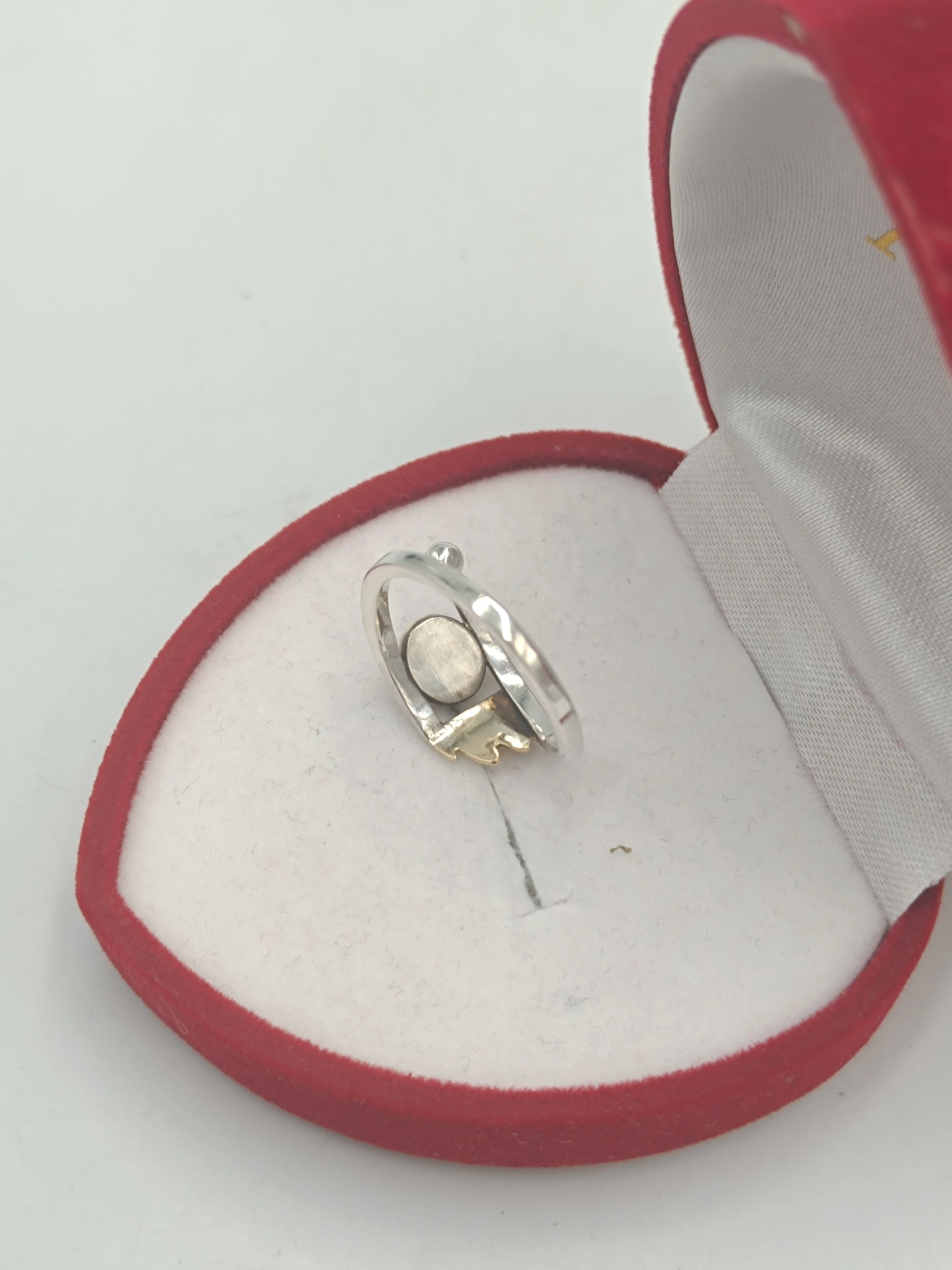 srebrny-pierscionek-925-275g-rozmiar-14-kamien-17088-4194304