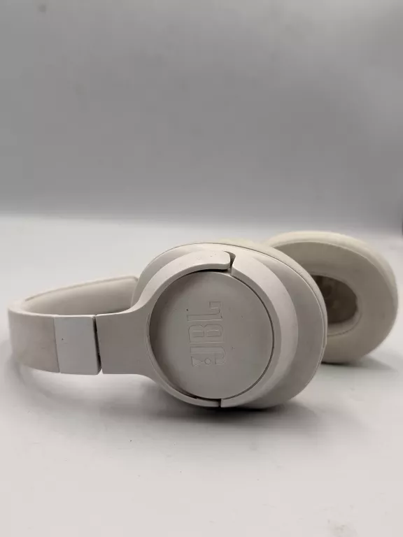 sluchawki-jbl-biale-bt720-pilsudskiego-80-bytom-sj