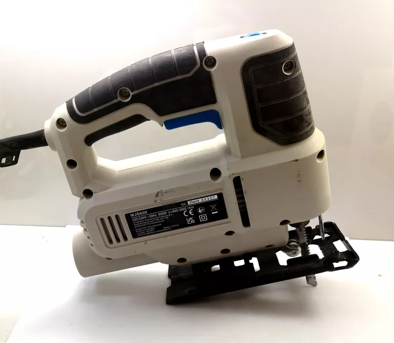 macallister-wyrzynarka-mjs600-600w-mocowanie-brzeszczotu-205041-222245