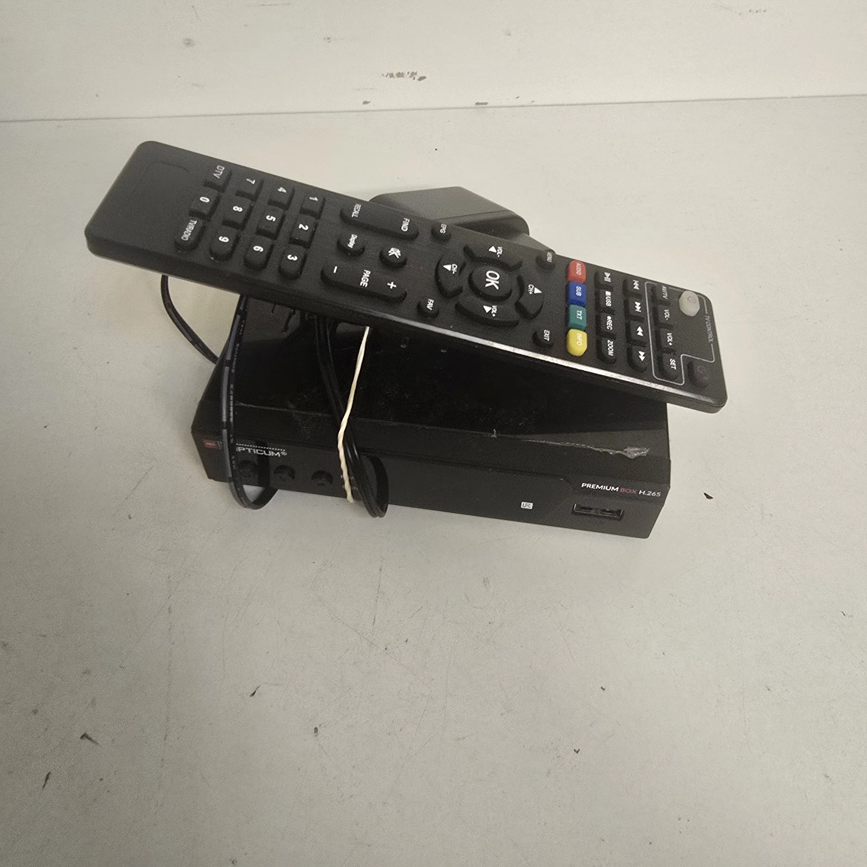 dekoder-opticum-premium-h265-ean-gtin-5908266362724