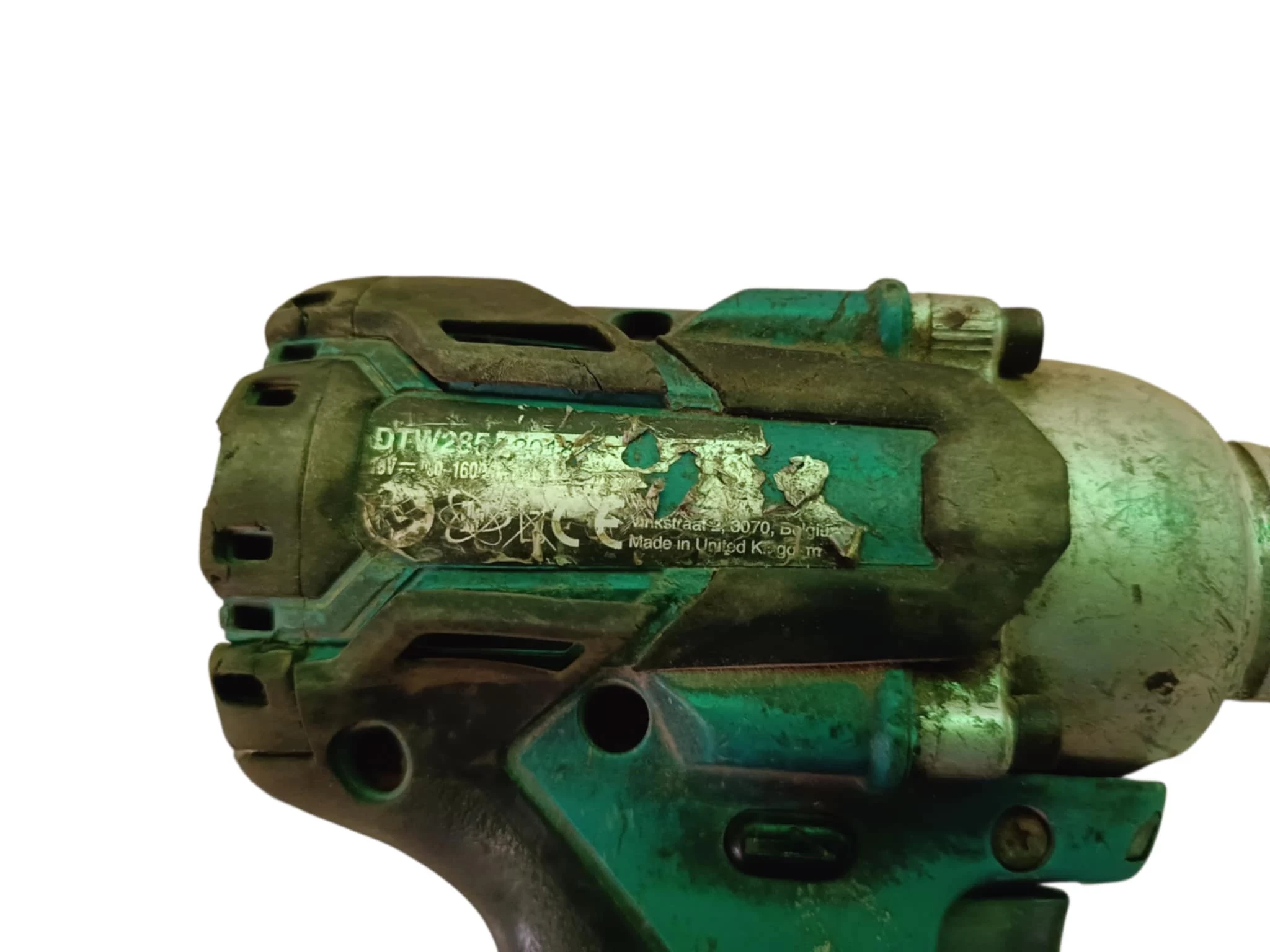 klucz-udarowy-makita-dtw285-maksymalny-moment-obrotowy-400