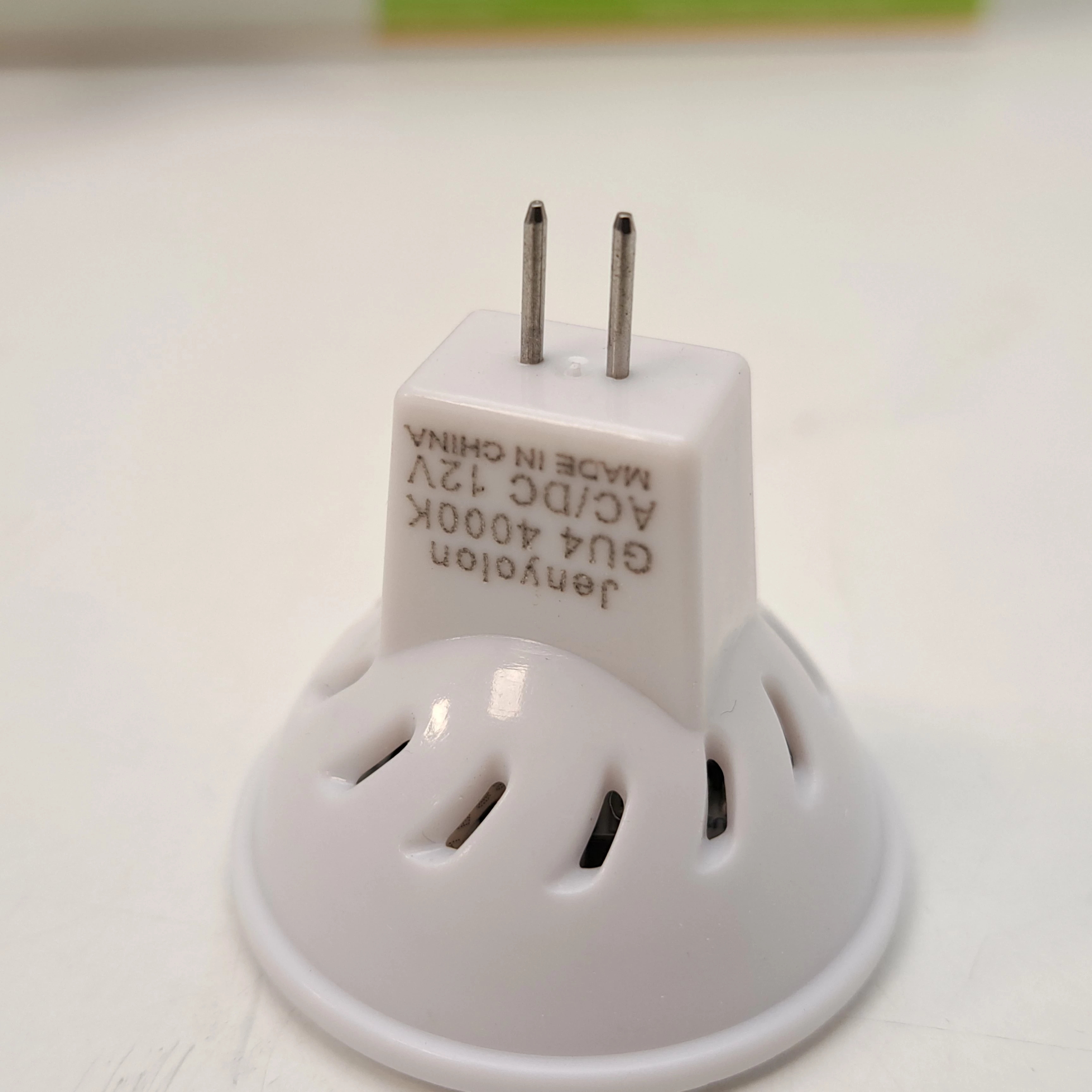 zestaw-zarowek-gu4-12v-dc-jenyolon-ean-gtin-3666705130335