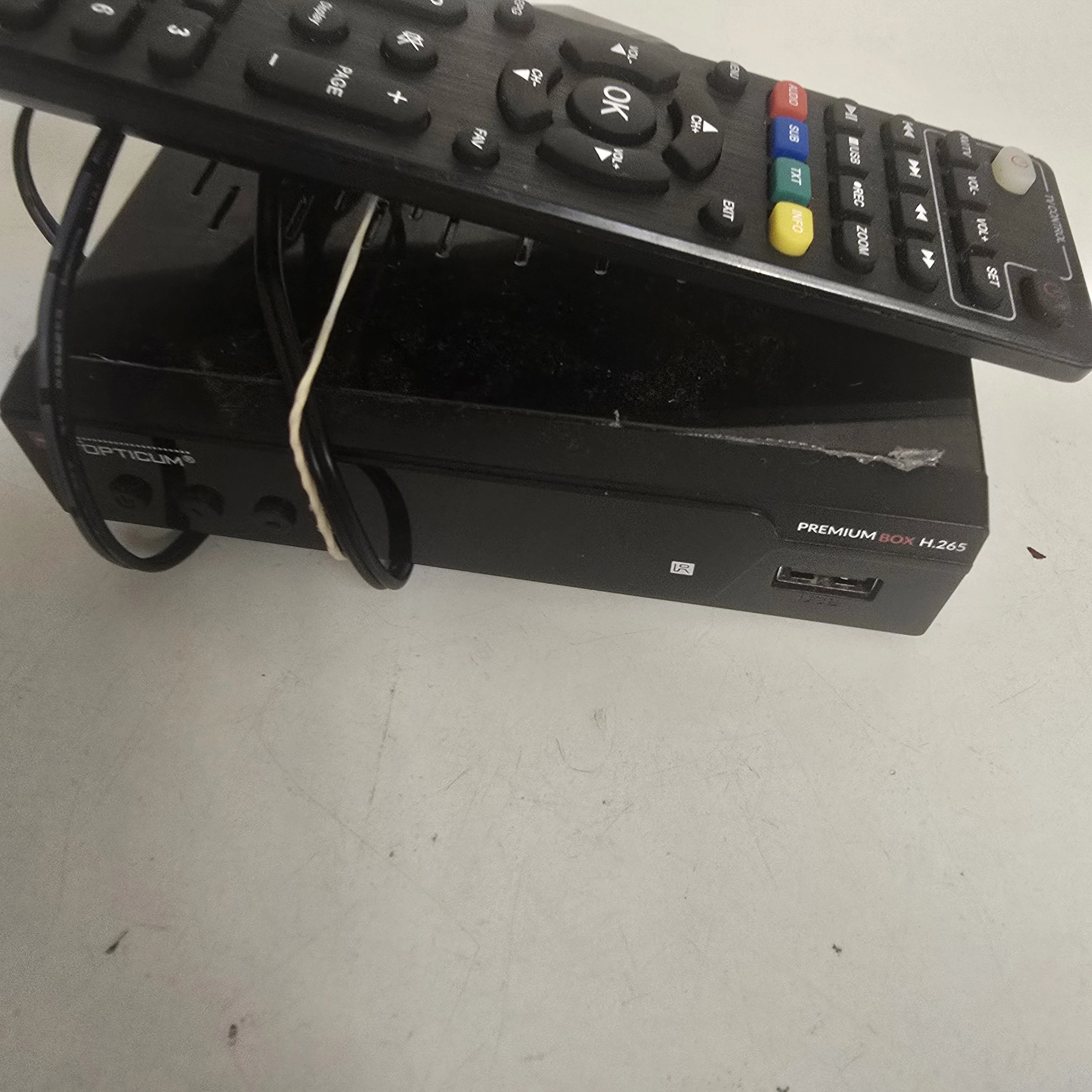 dekoder-opticum-premium-h265-stan-11323-2