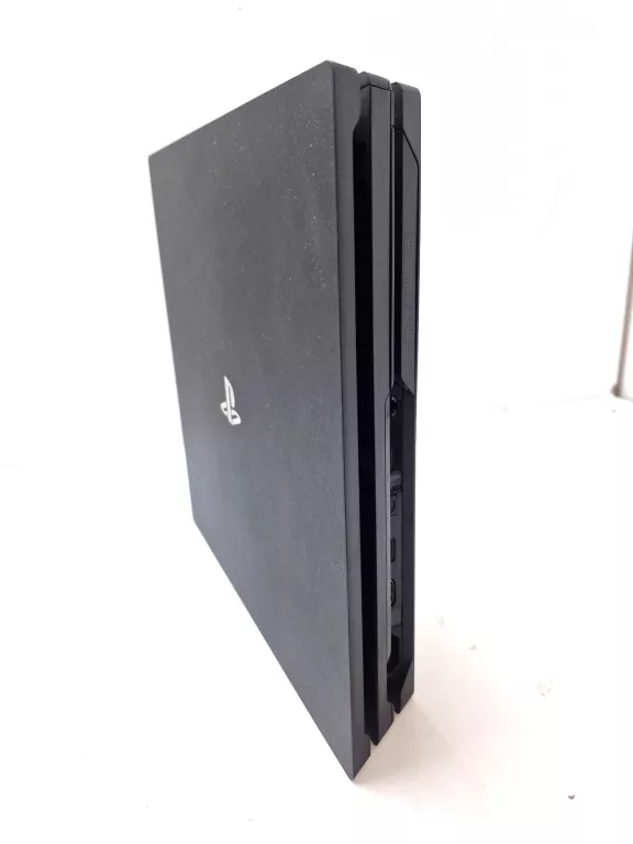 konsola-sony-playstation-4-pro-1-tb-czarny-pad-gra-gry-w-zestawie-205998-225574