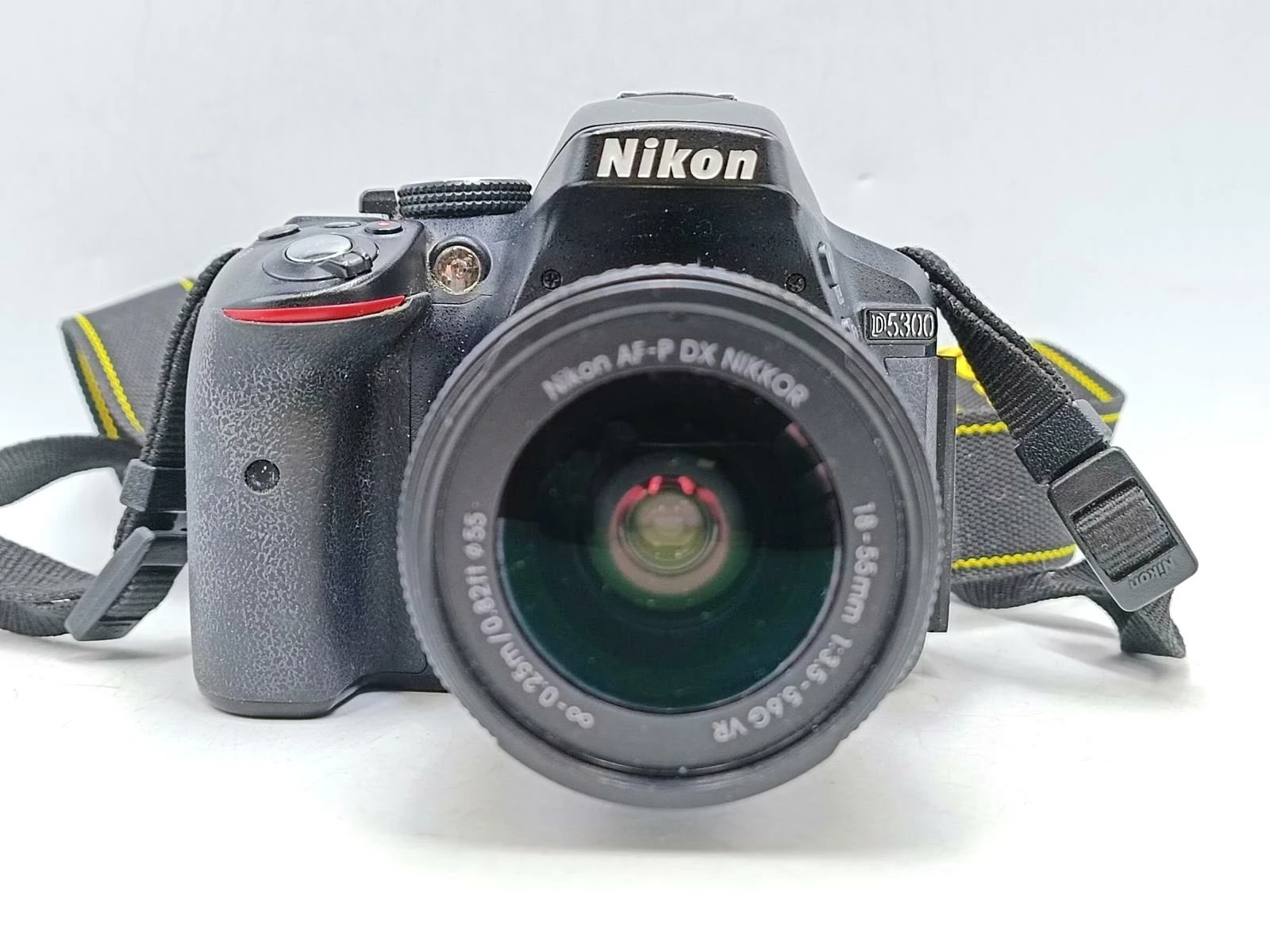 aparat-nikon-d5300-af-p-nikkor-18-55mm-dx-ean-gtin-018208935871