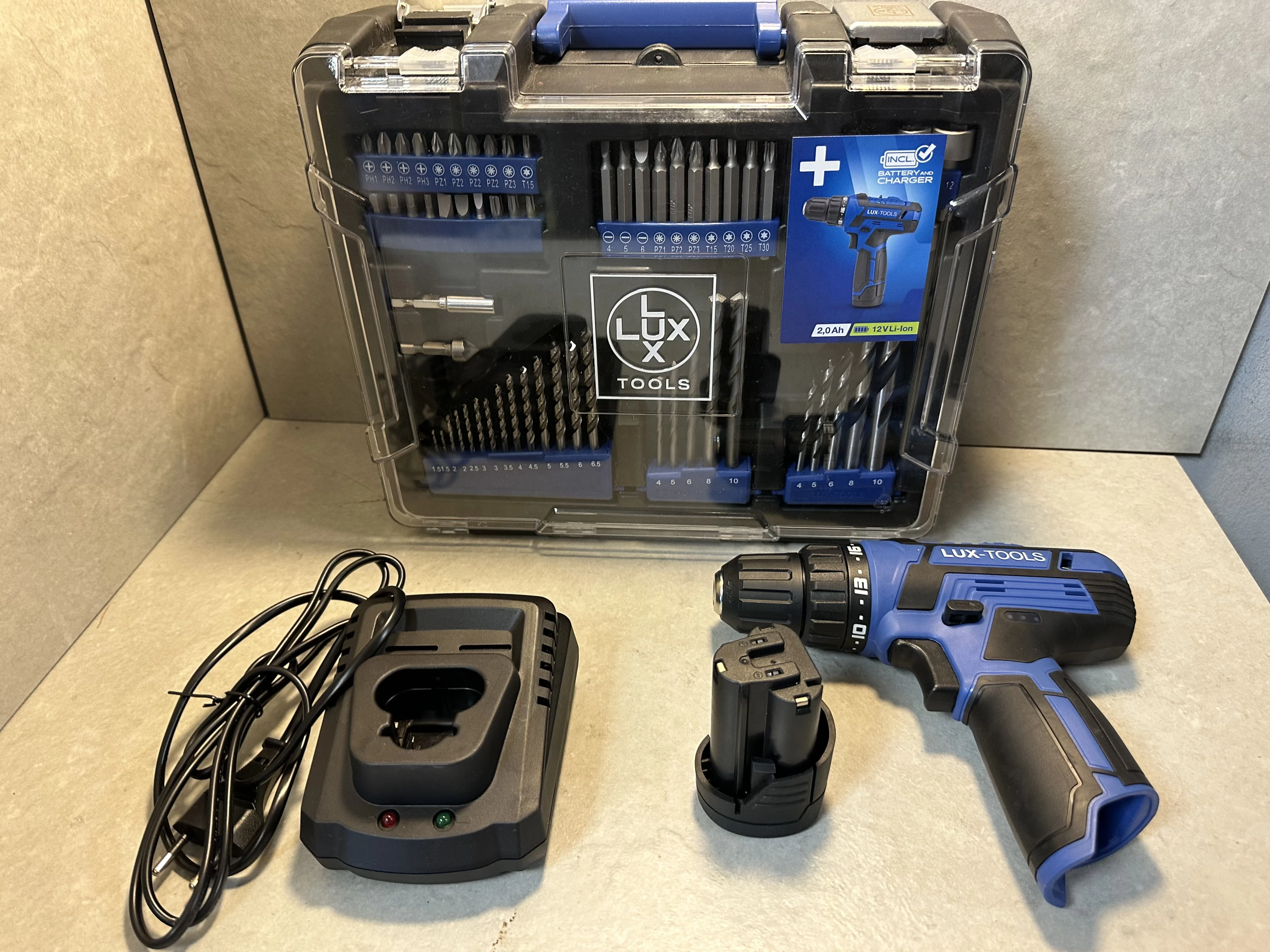 wkretarka-lux-tools-v-010424-w-walizce-z-akcesoriami-osiedle-niepodleglosci-1-krakow