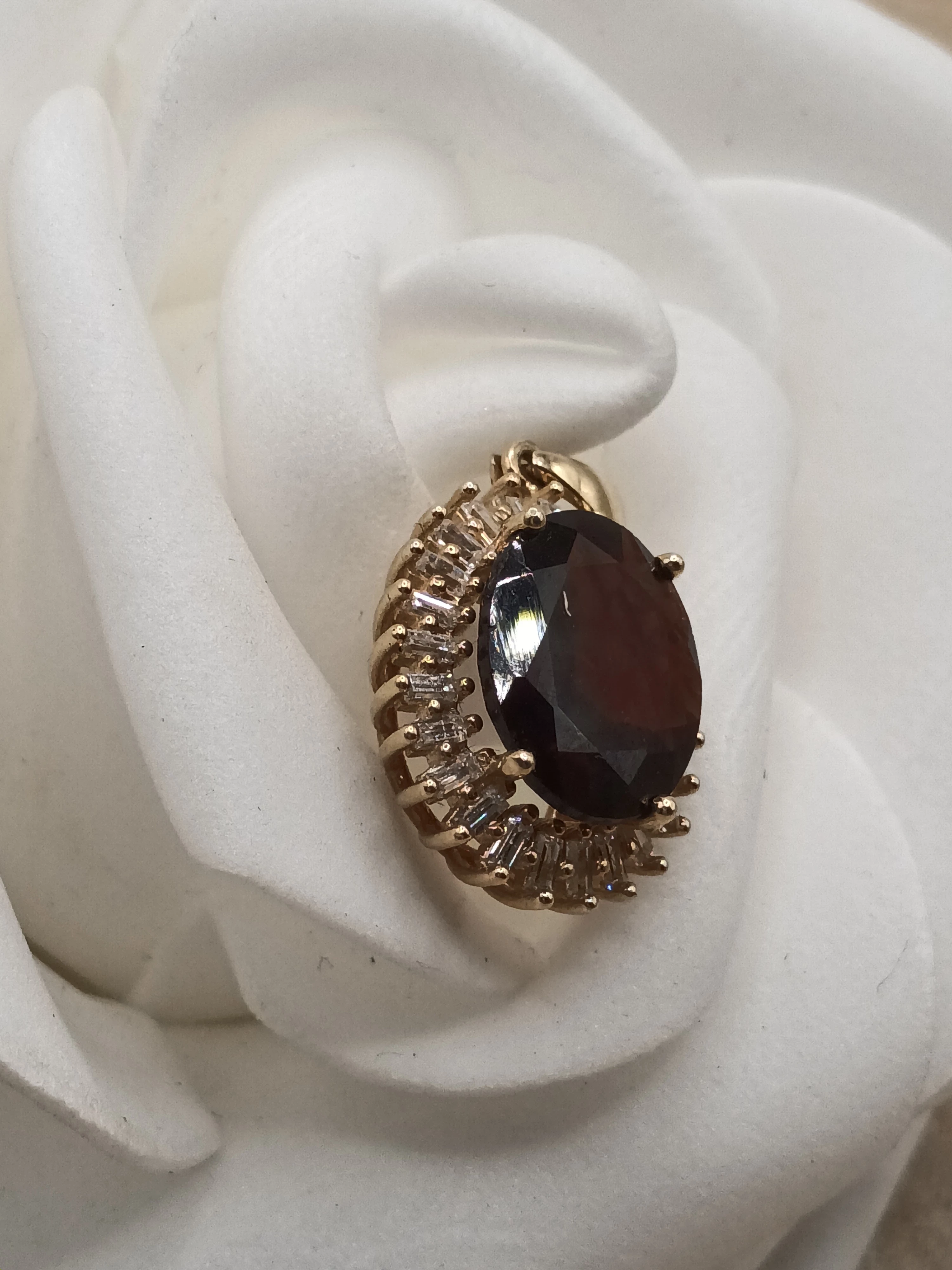 klasyczna-zlota-zawieszka-kate-duza-280g585-rynek-5-kety