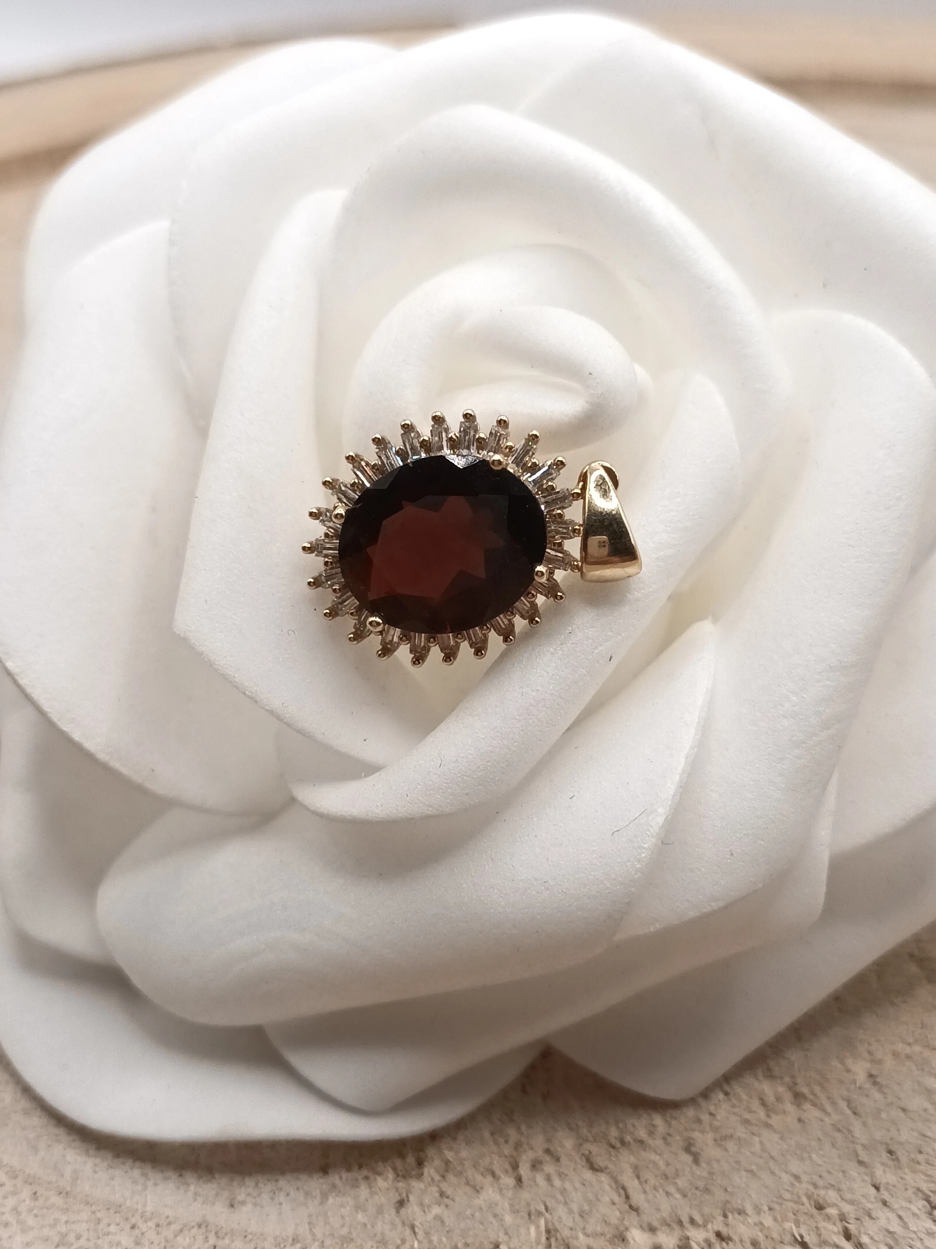 klasyczna-zlota-zawieszka-kate-duza-280g585-stan-11323-238058