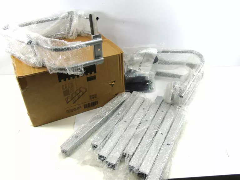 stojak-parking-rowerowy-uchwyt-przechowywanie-na-4-stanowiska-plac-wolnosci-6-zuromin