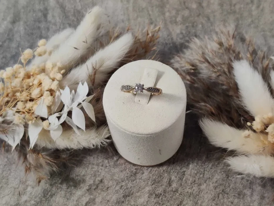 piekny-zloty-pierscionek-proba-585-waga-212g-rozm12-waga-212