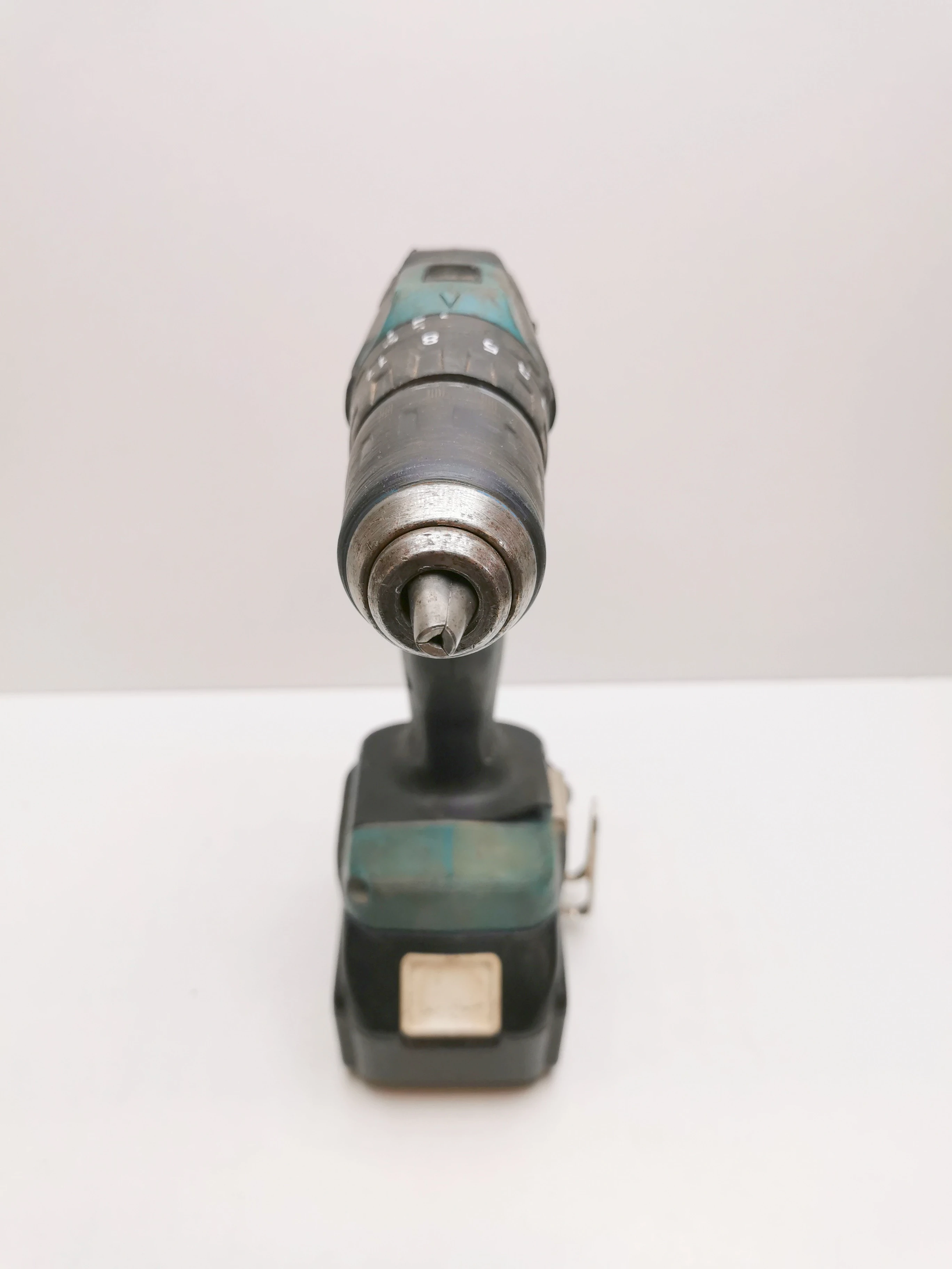 wkretarka-makita-zasilanie-akumulatorowe-18-v-dhp483-aku-50ah-napiecie-v-128551-6