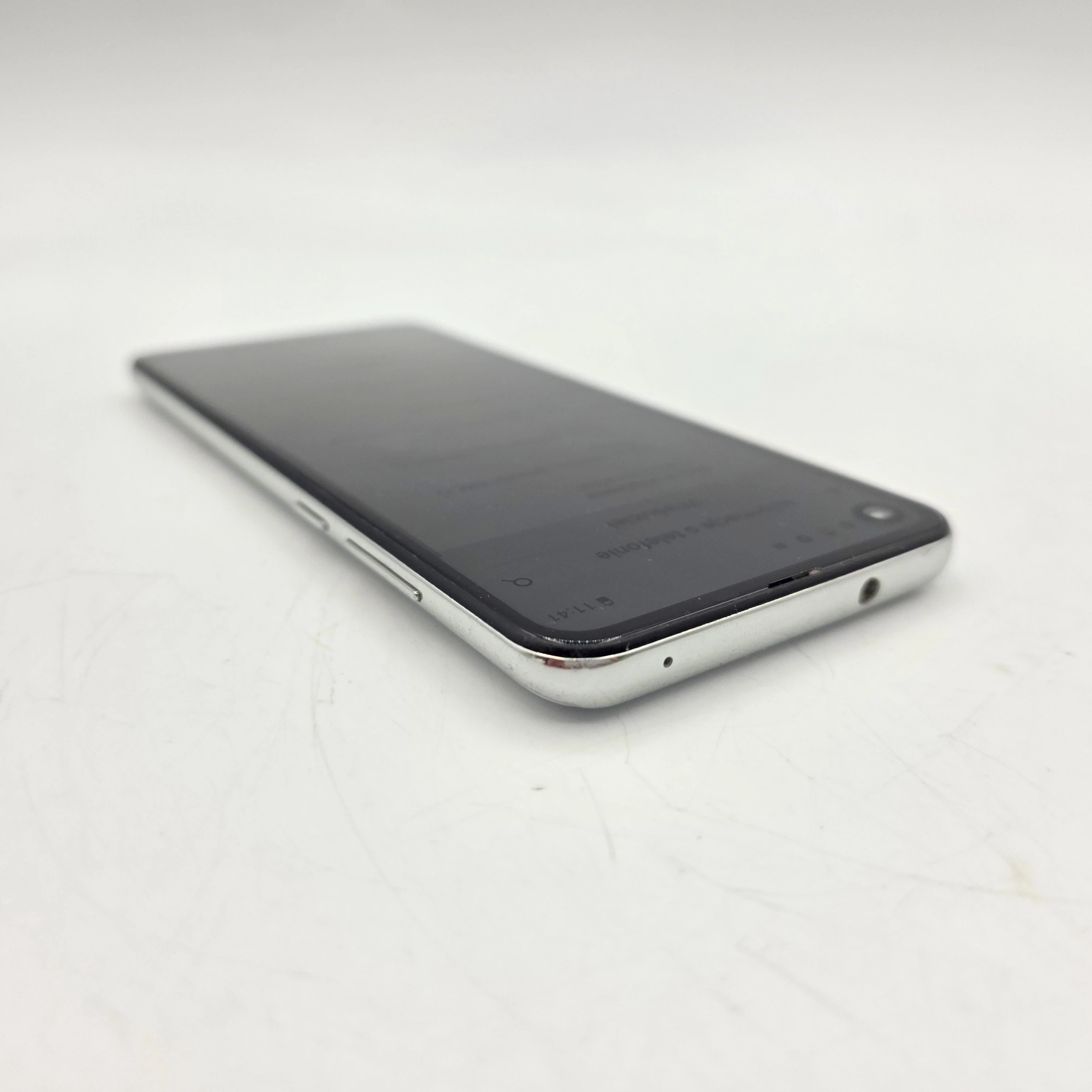 motorola-one-action-4glte-4128gb-bialy-pamiec-ram-202865-214121