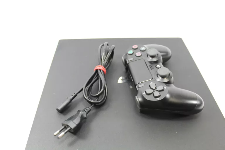 konsola-ps4-pro-1tb-pad-wersja-130590-3