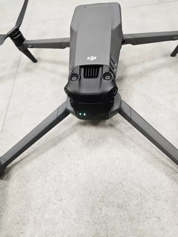 dron-dji-rc-mavic-3-classic-model-dji-mavic-3-classic-rc-n1