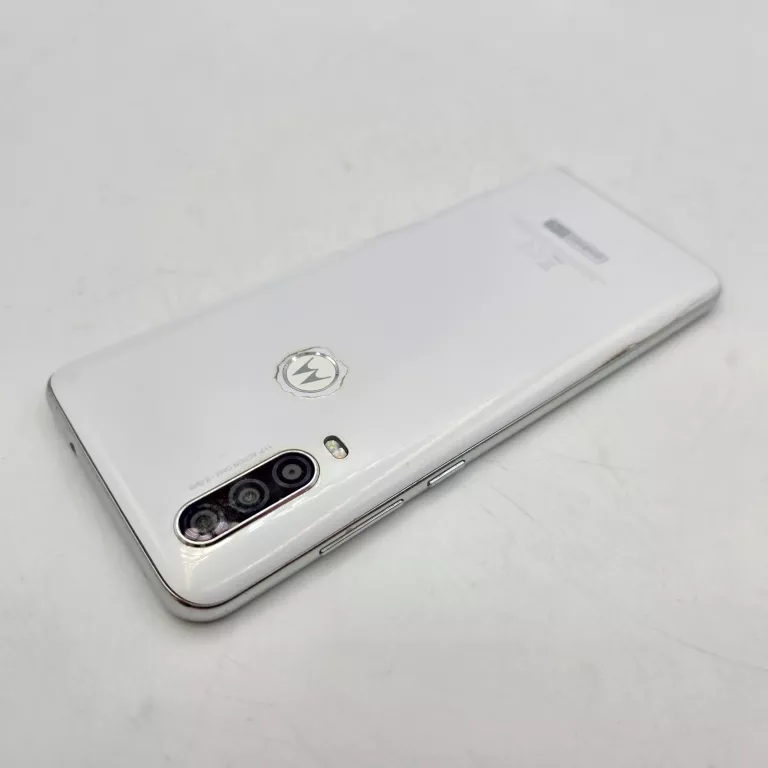 motorola-one-action-4glte-4128gb-bialy-typ-202685-212929
