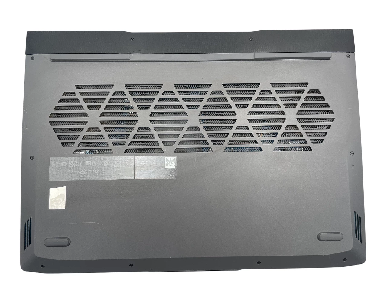 laptop-lenovo-loq-15irh8-156-i5-13420h-16512gb-ssd-rtx-3050-gw082026r-przekatna-ekranu-156