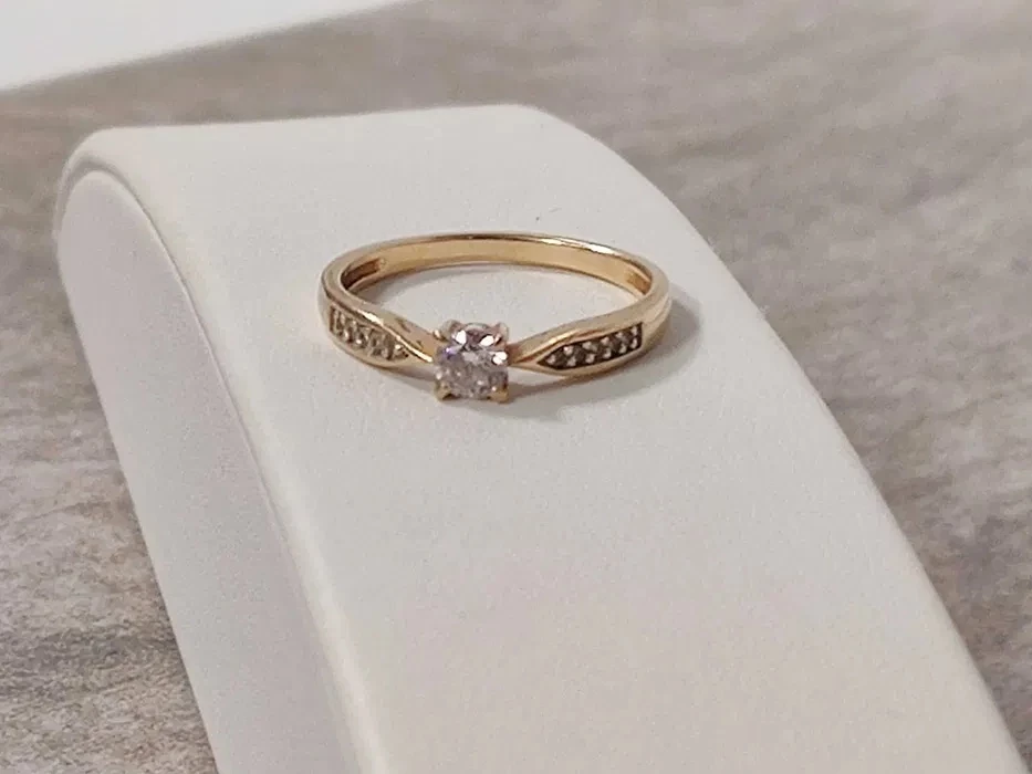 piekny-zloty-pierscionek-proba-585-waga-212g-rozm12-rozmiarsrednica-wew-mm-372-13