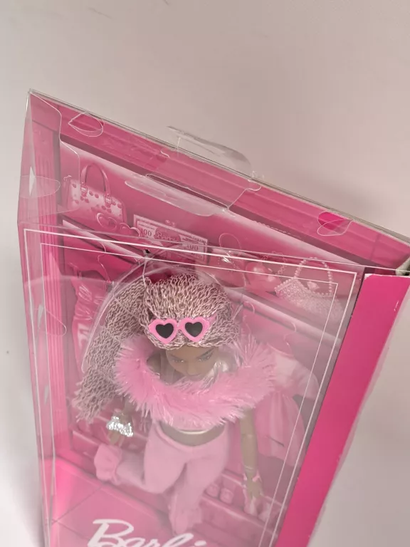 barbie-deluxe-style-lalka-futerkowy-top-dla-dzieci-hyv28-stan-11323-238058