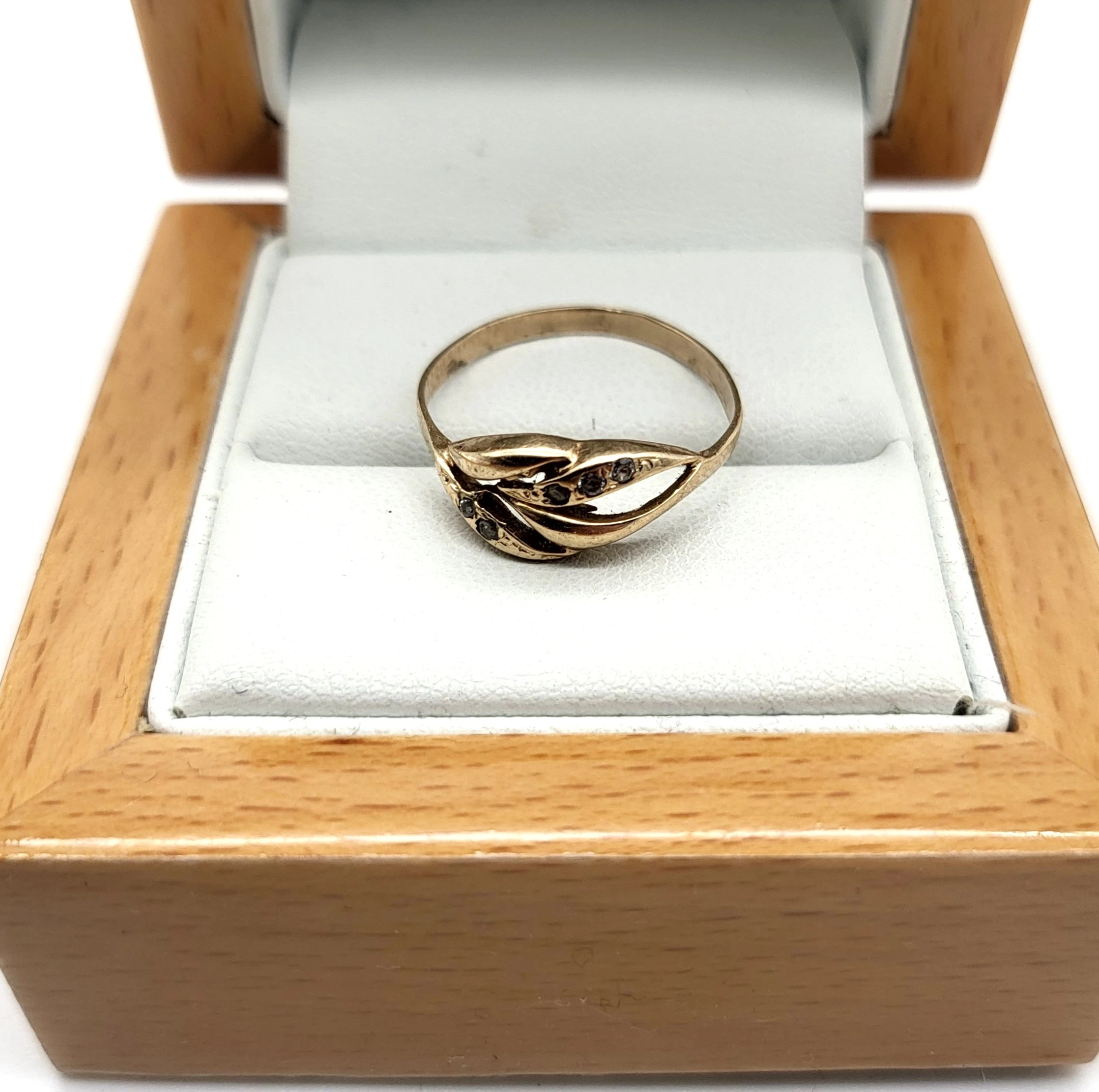 piekny-zloty-pierscionek-r17-rodzaj-2205-2