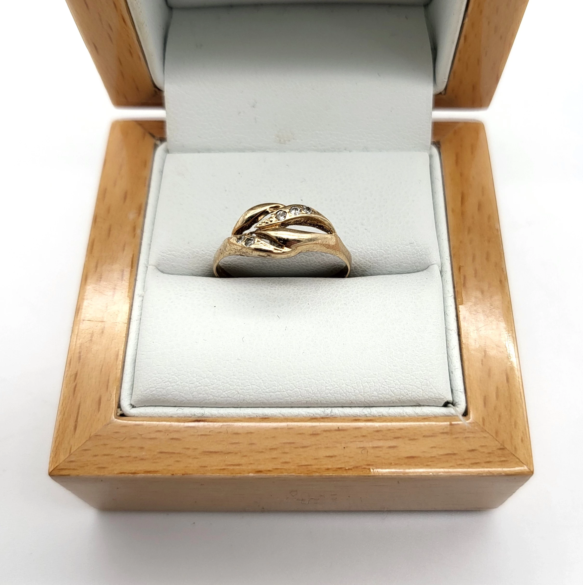 piekny-zloty-pierscionek-r17-plac-wolnosci-1-pyrzyce