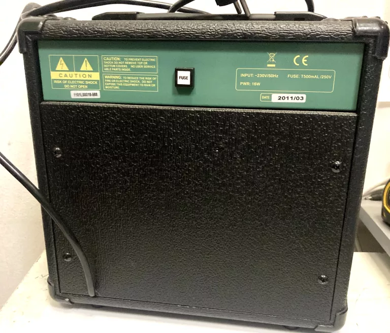 guitar-amplifier-ga10-stagg-kod-producenta-15-ga-dr