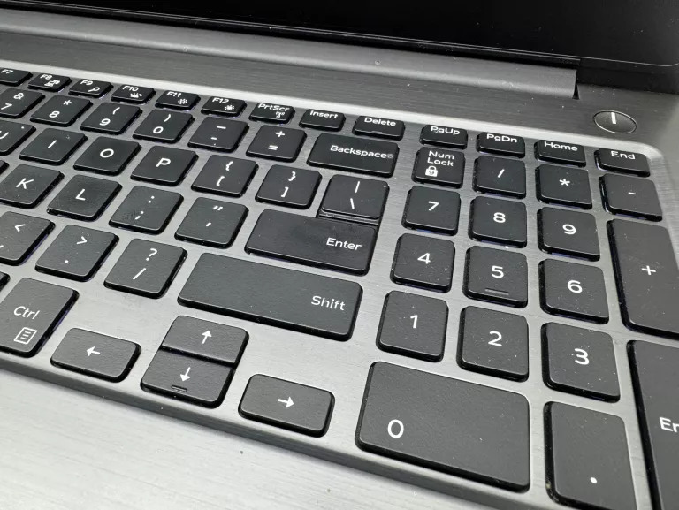 laptop-dell-vostro-p62f-i5-8-gb-ram-liczba-rdzeni-procesora-4329-2