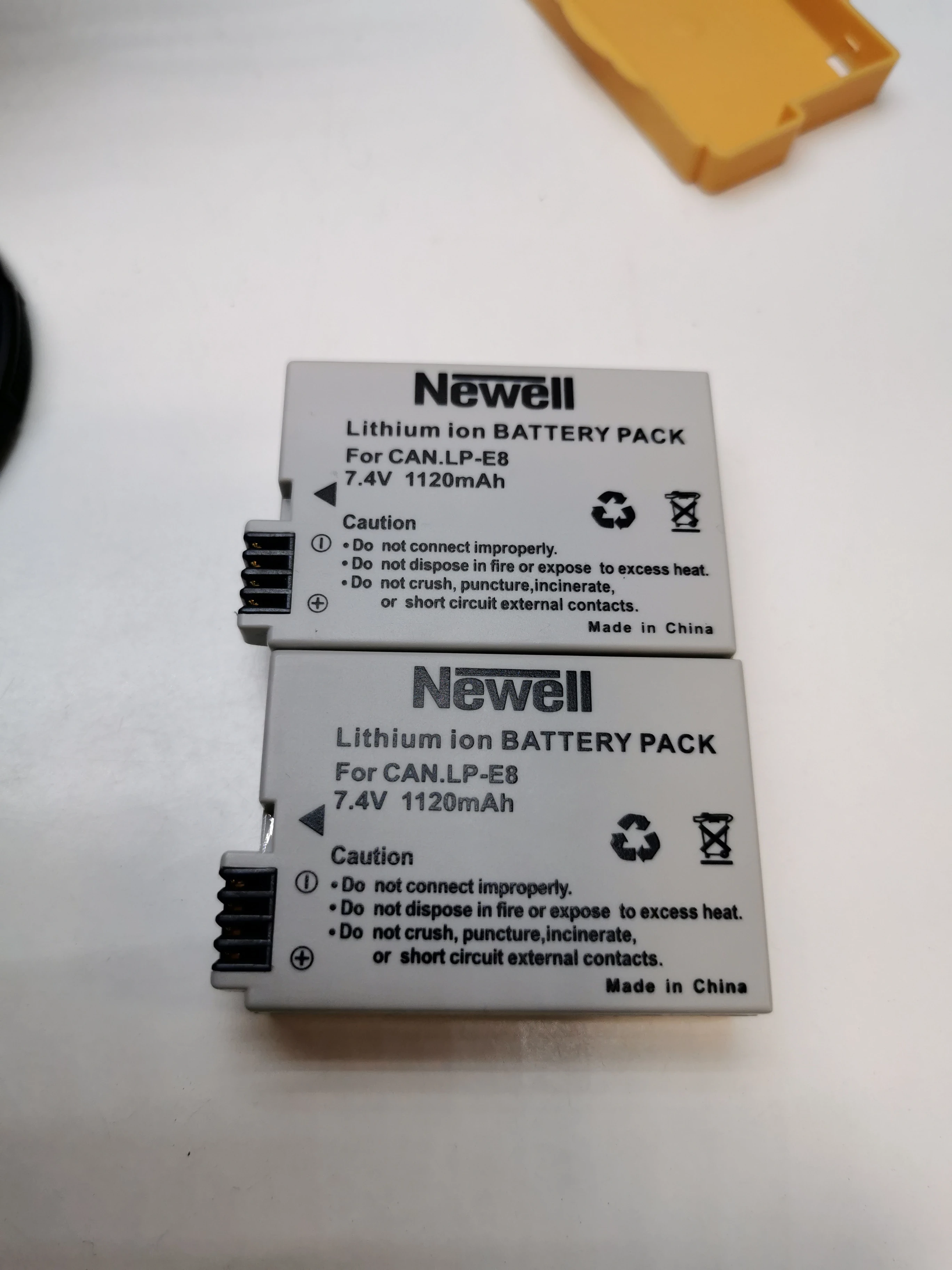 lustrzanka-canon-eos-600d-obiektyw-18-135mm-torba-ean-gtin-4905524529197