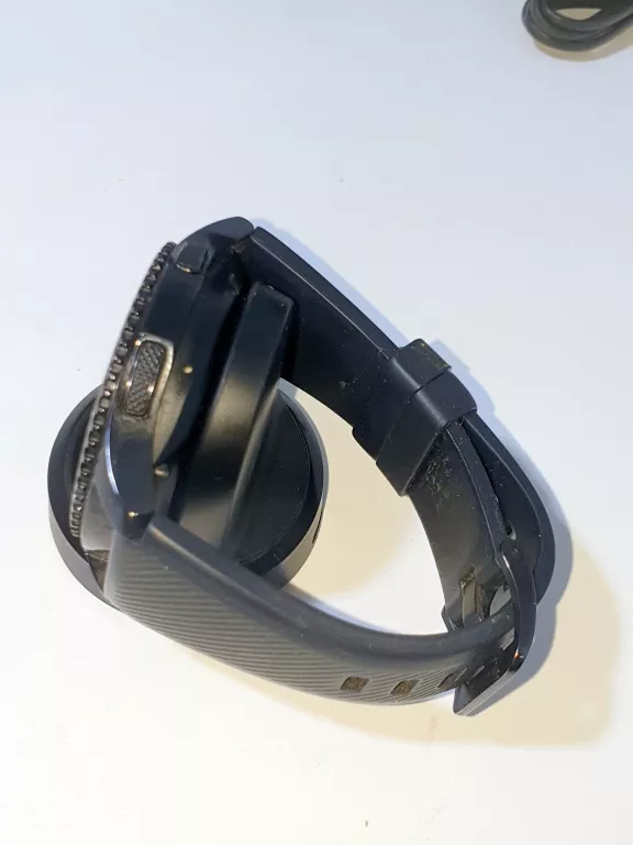 smartwatch-samsung-gear-s3-frontier-komplet-stan-11323-2