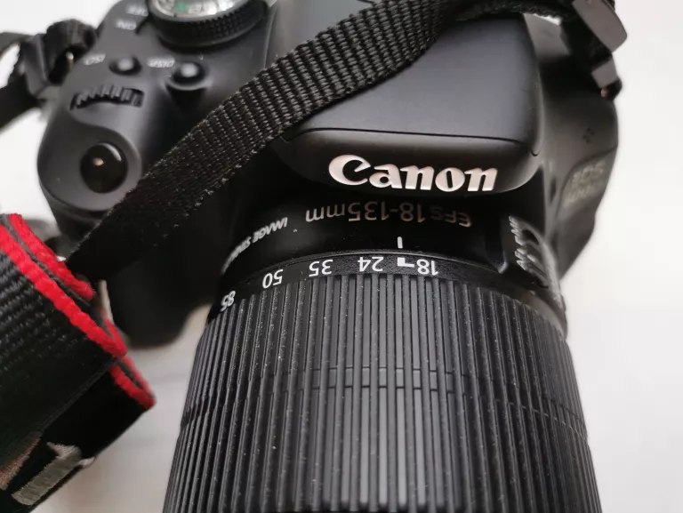 lustrzanka-canon-eos-600d-obiektyw-18-135mm-torba-jakosc-video-206962-228946