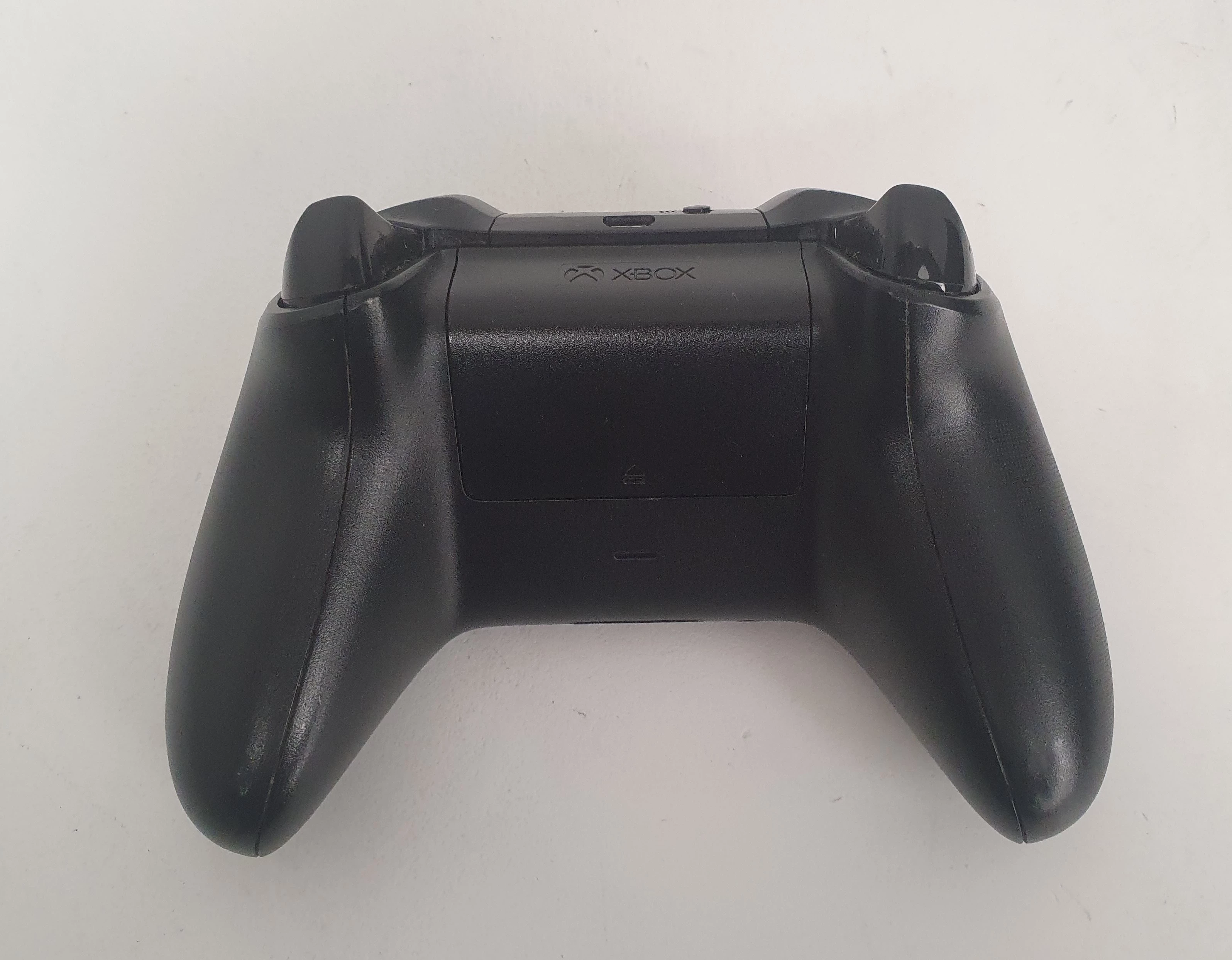 konsola-microsoft-xbox-one-x-1tb-liczba-kontrolerow-w-zestawie-205994-225550