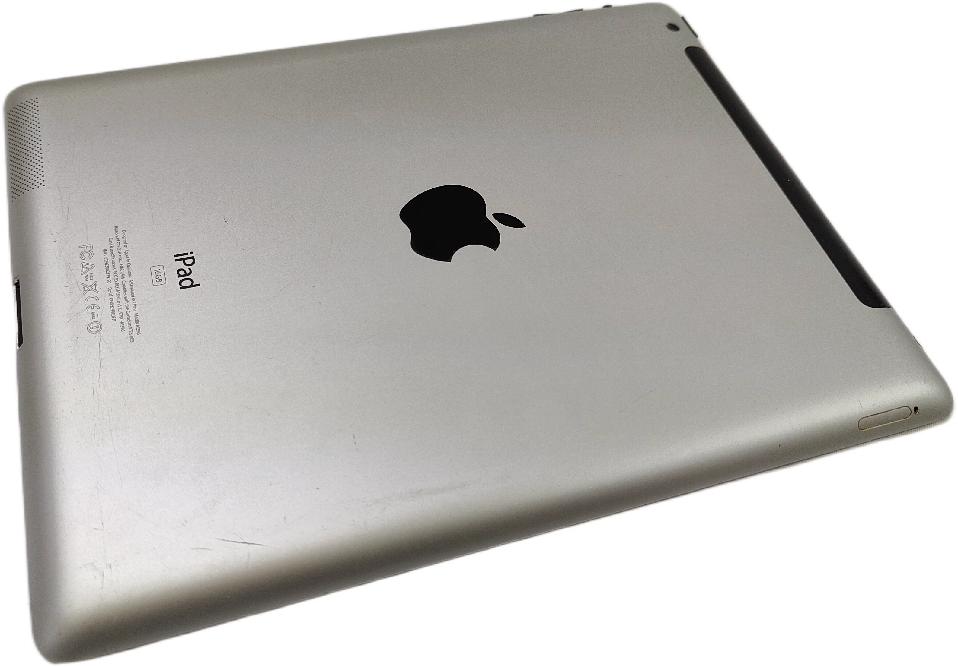 tablet-apple-ipad-2-a1396-97-512-mb-16-gb-pudelko-kabel-ladujacy-przekatna-ekranu-970